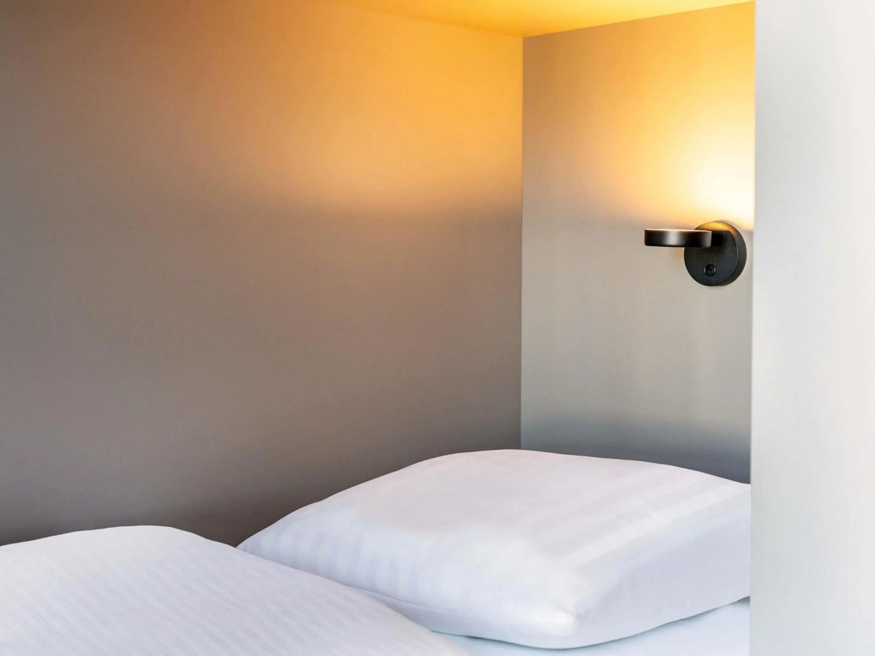 Triple Room in B&B HOTEL Aalborg Triple Room in B&B HOTEL Aalborg