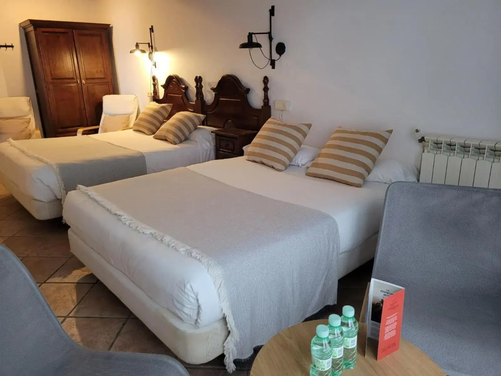 Triple Room with Balcony in Hotel El Balcon de las nieves Triple Room with Balcony in Hotel El Balcon de las nieves