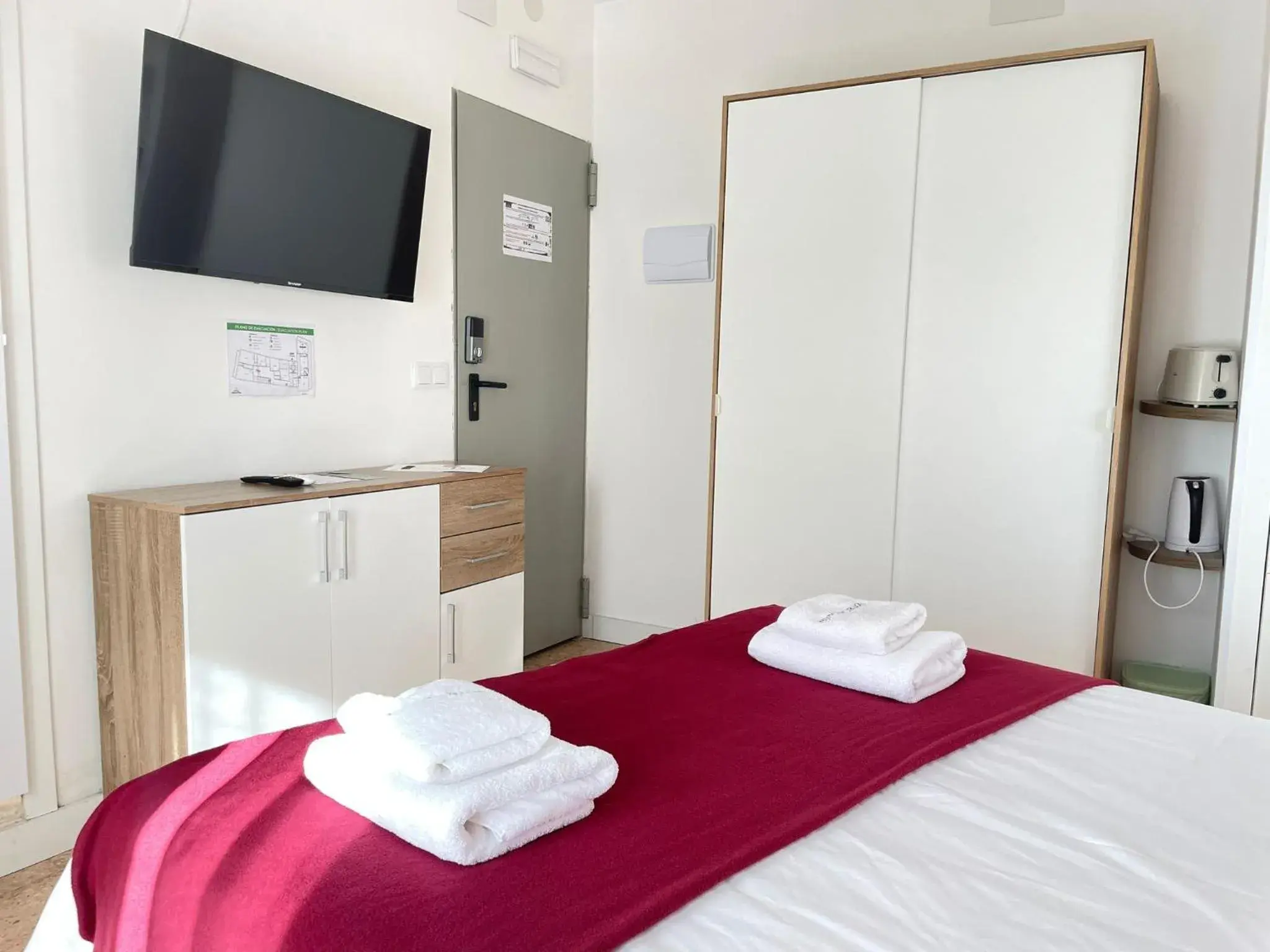 Studio with Balcony in Hotel Arganda Studio with Balcony in Hotel Arganda