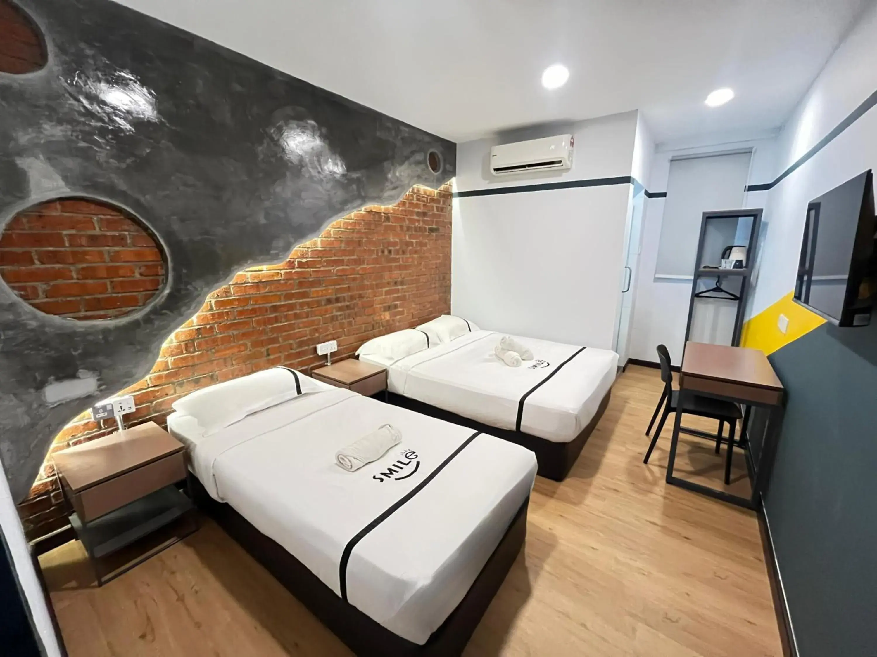 Triple Room in Seeds Hotel Klang Bayu Perdana Triple Room in Seeds Hotel Klang Bayu Perdana