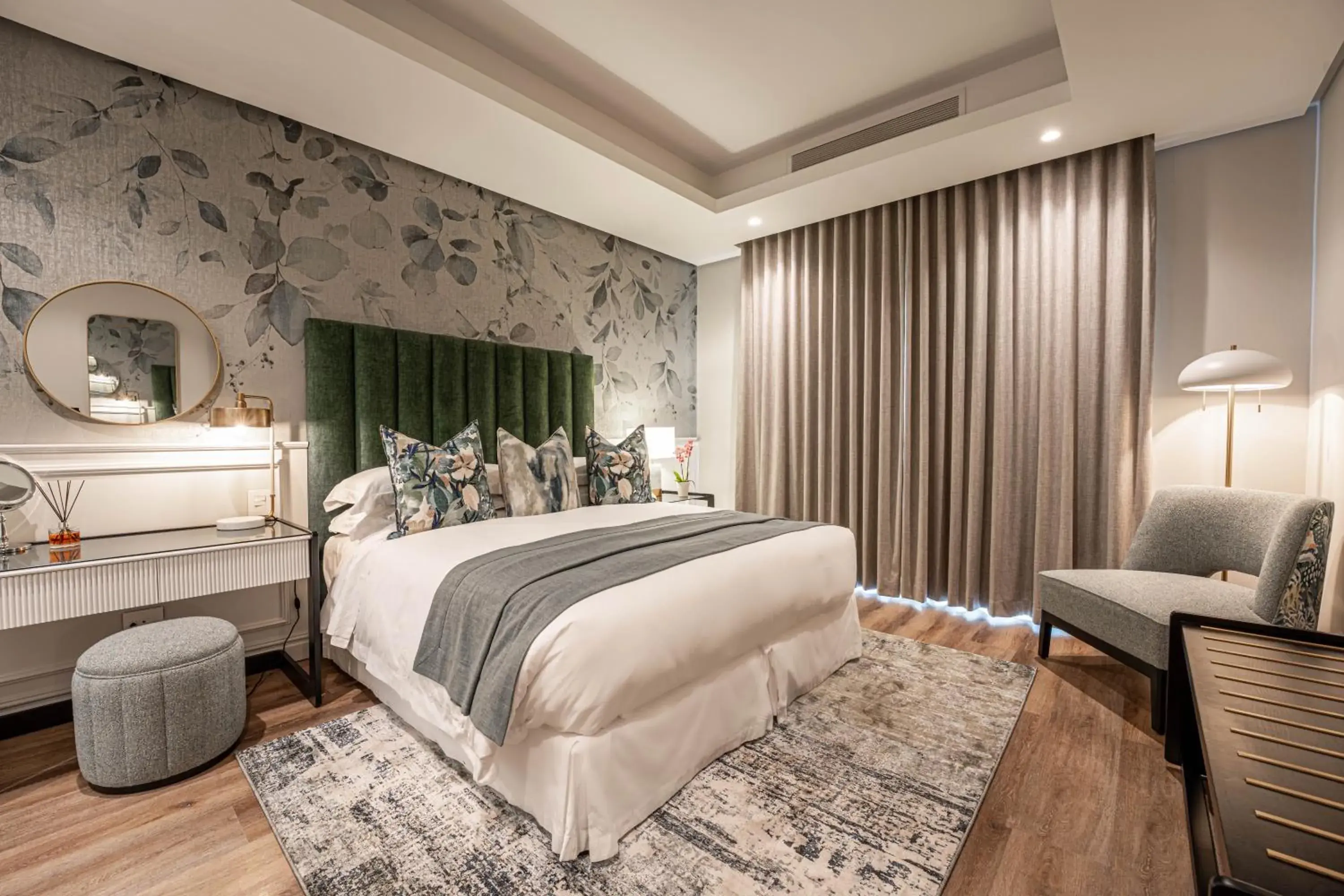 Two-Bedroom Superior Apartment in Steyn City Hotel by Saxon Two-Bedroom Superior Apartment in Steyn City Hotel by Saxon