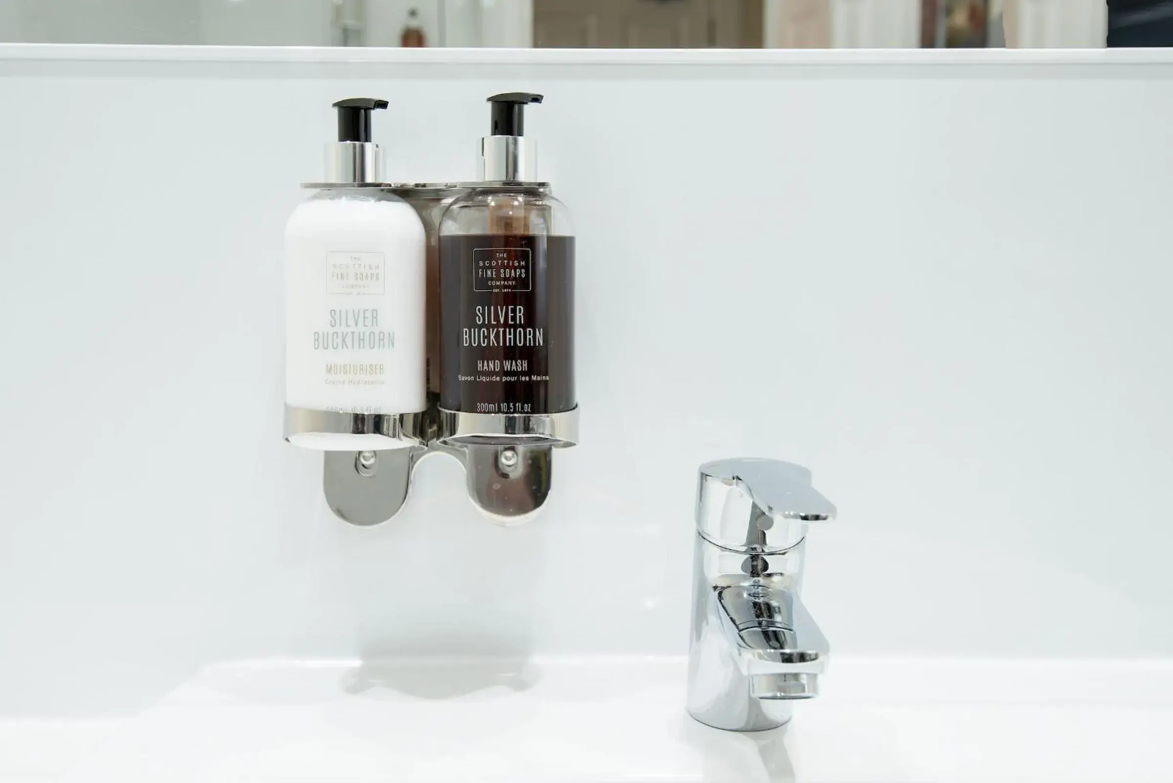 Family Room with Bunk Bed in The Inveraray Inn, BW Signature Collection Family Room with Bunk Bed in The Inveraray Inn, BW Signature Collection