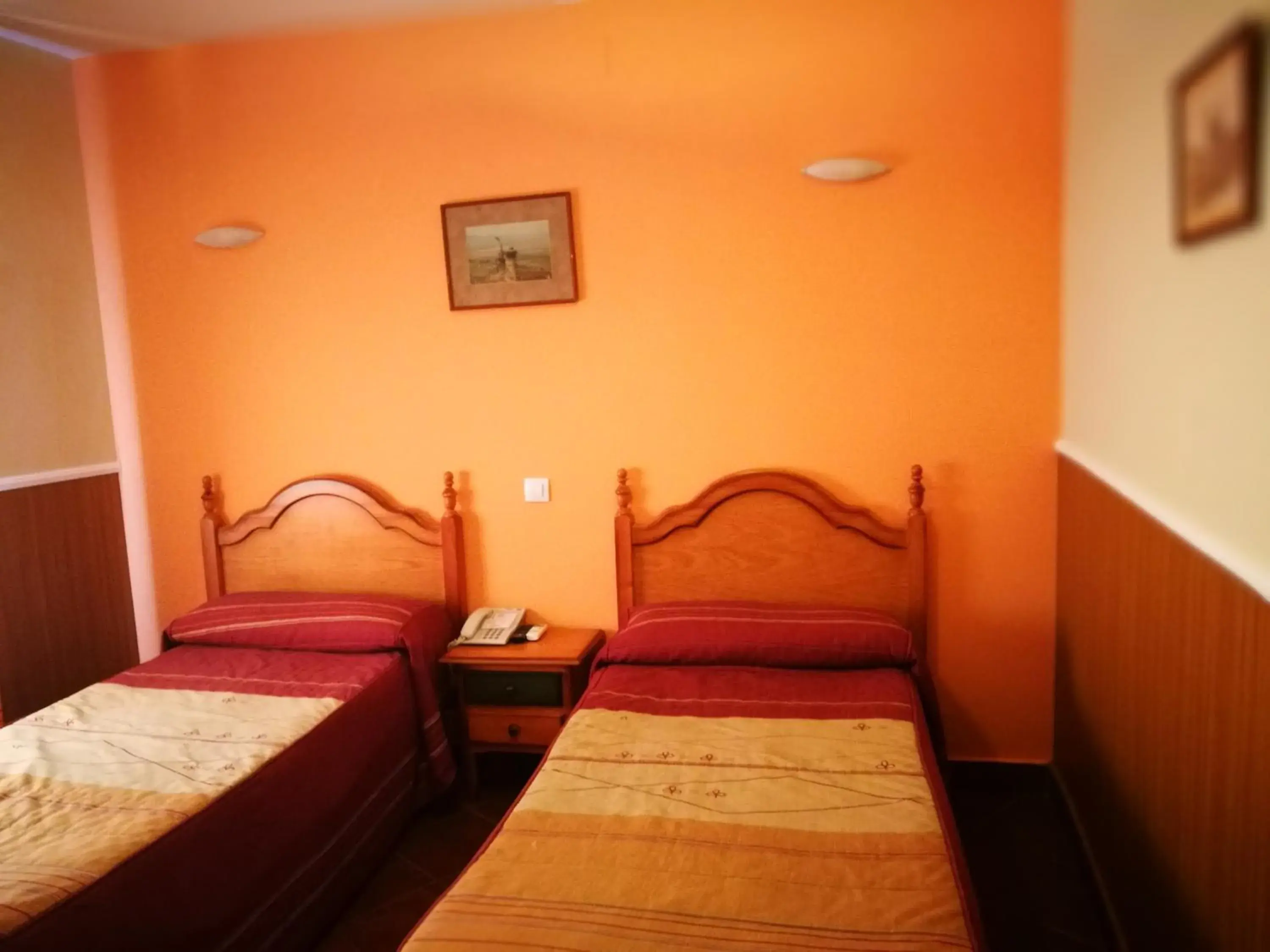 Double Room - single occupancy in Hostal Hueso Double Room - single occupancy in Hostal Hueso