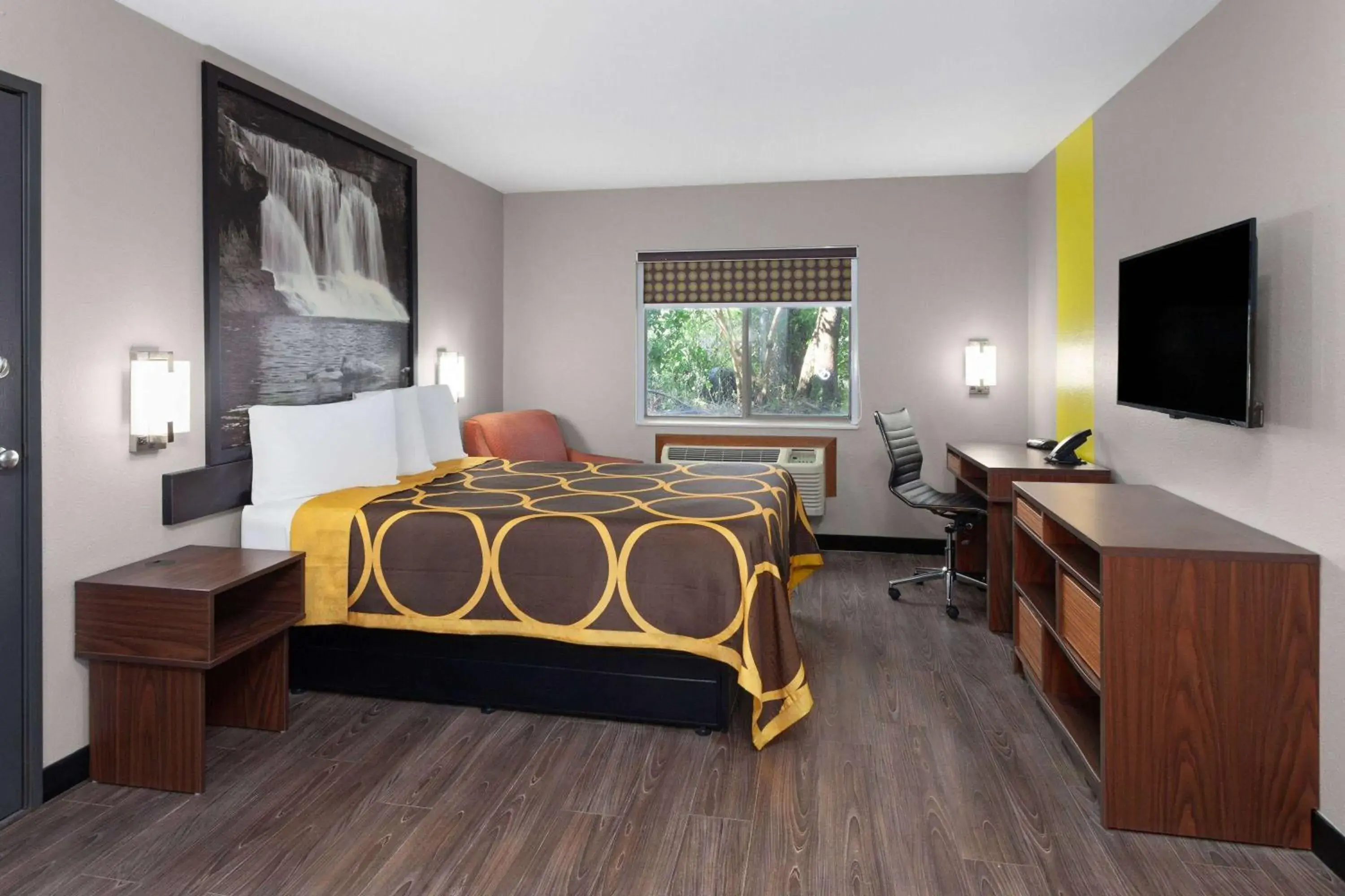 Queen Room - Non-Smoking in Super 8 by Wyndham Olney Queen Room - Non-Smoking in Super 8 by Wyndham Olney