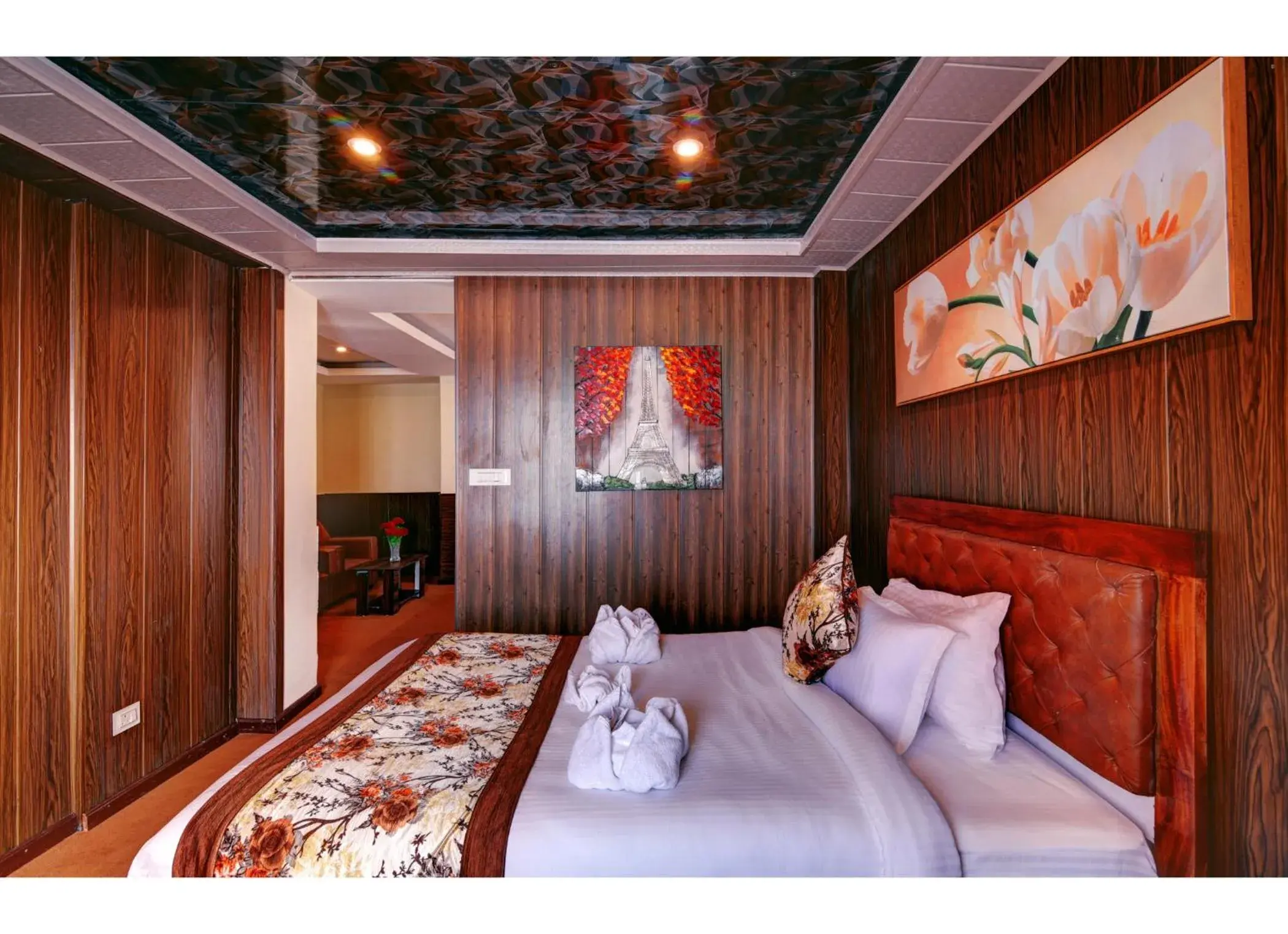 Deluxe Double Room in Hotel White Yak Deluxe Double Room in Hotel White Yak