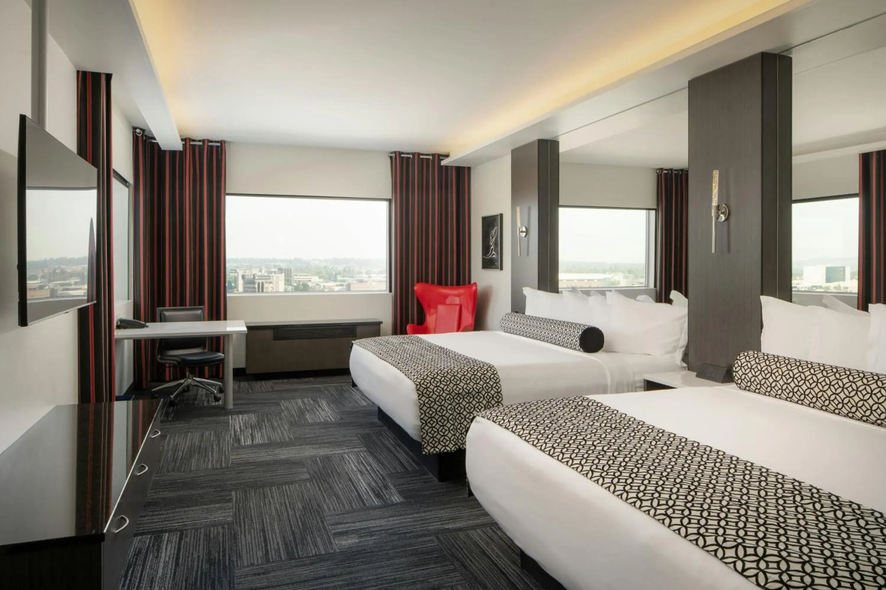 Two King Beds in The Davenport Grand, Autograph Collection Two King Beds in The Davenport Grand, Autograph Collection