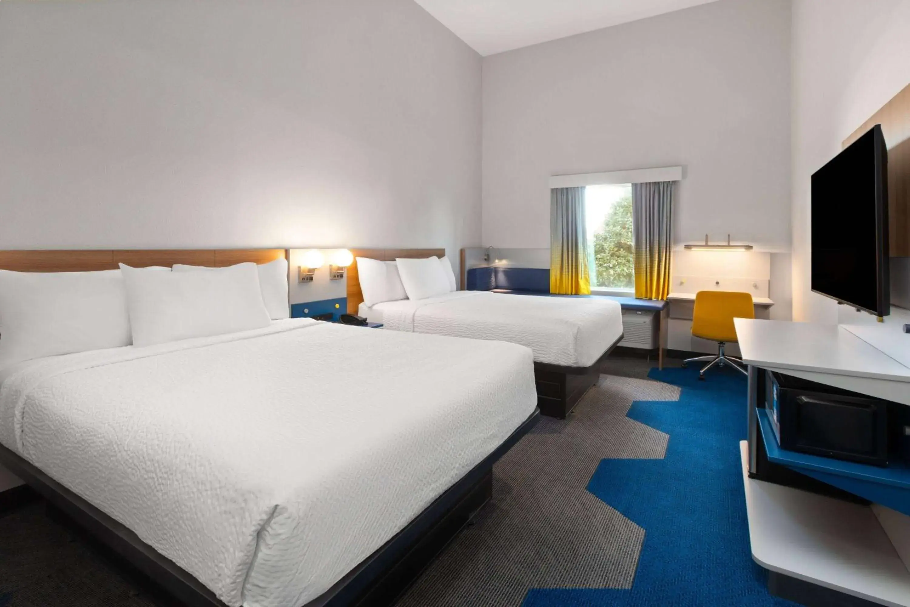 Queen Room with Two Queen Beds - Non-Smoking in Microtel Inn & Suites by Wyndham Olive Branch Queen Room with Two Queen Beds - Non-Smoking in Microtel Inn & Suites by Wyndham Olive Branch