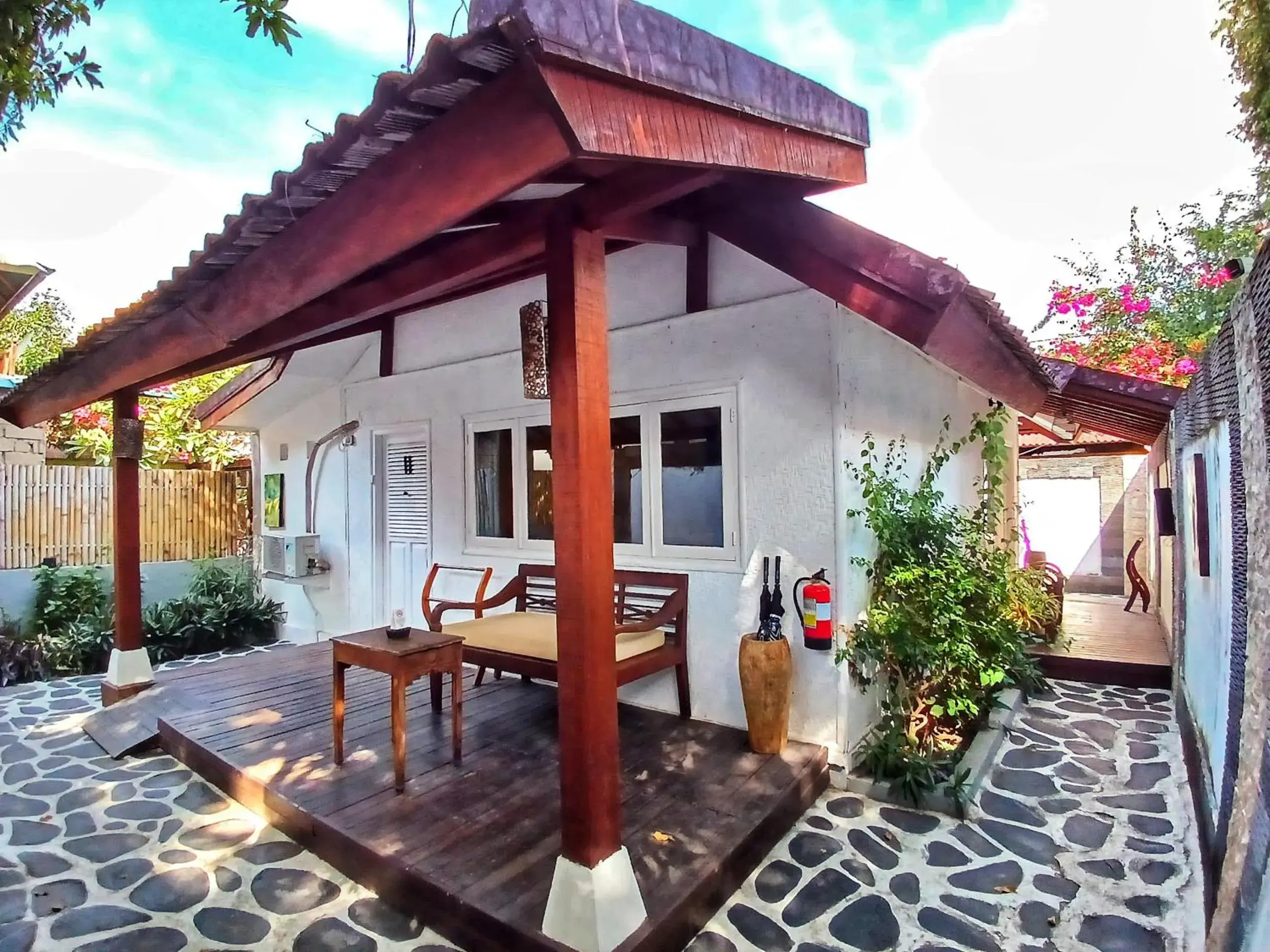 Rumah Dua in Scallywags Smugglers Rumah Dua in Scallywags Smugglers