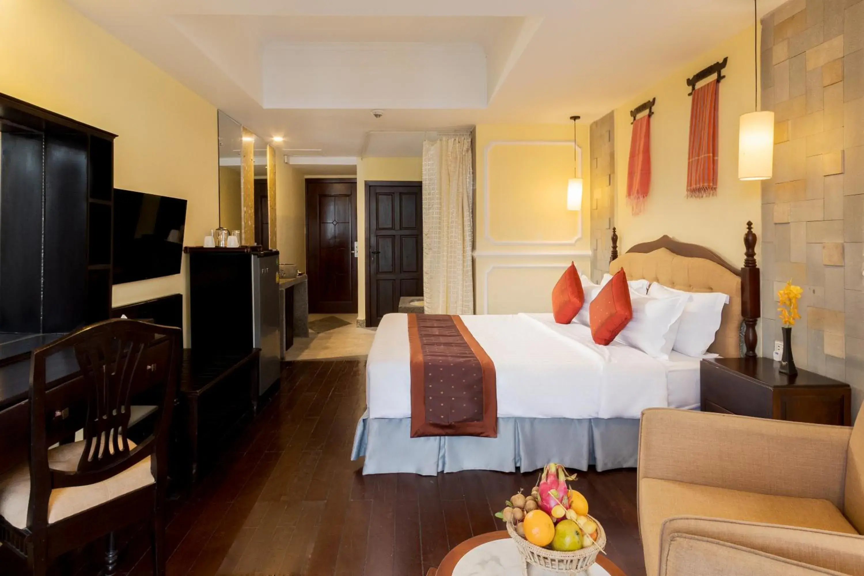 Deluxe King with Balcony in ARISON Hotel Deluxe King with Balcony in ARISON Hotel