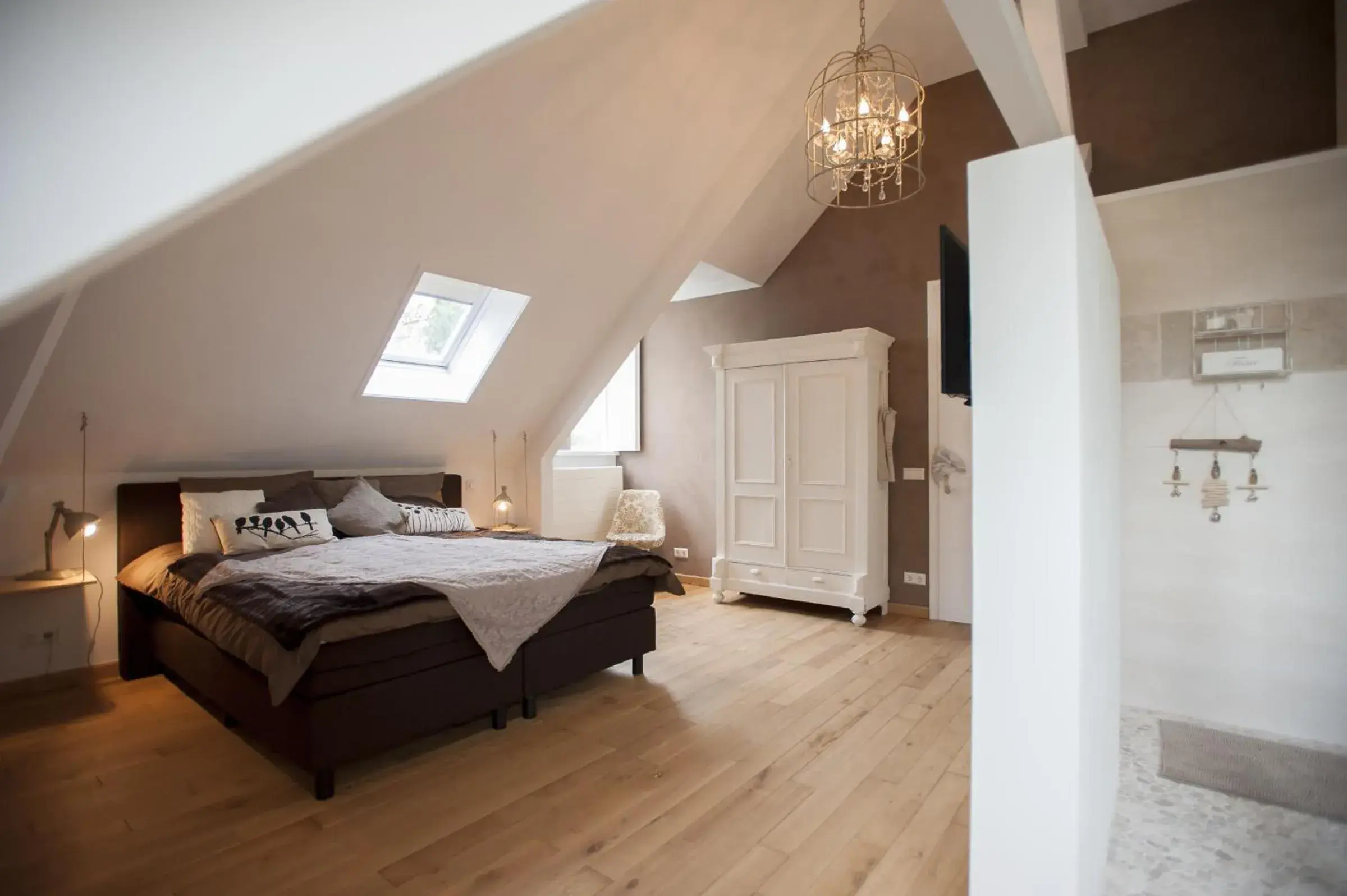 Deluxe Double Room - single occupancy in Boutique B&B Villa Heidetuin Deluxe Double Room - single occupancy in Boutique B&B Villa Heidetuin