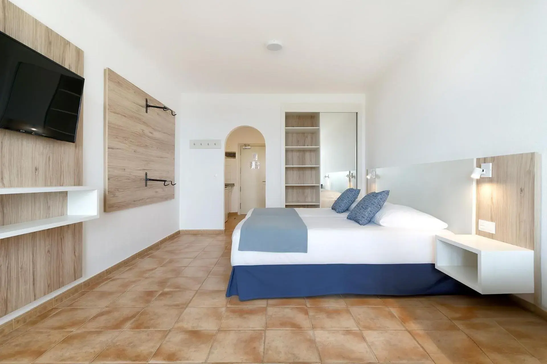 Studio with Large Terrace and Bike Holders - single occupancy in Sport Hotel Monte Feliz - powered by Playitas Studio with Large Terrace and Bike Holders - single occupancy in Sport Hotel Monte Feliz - powered by Playitas