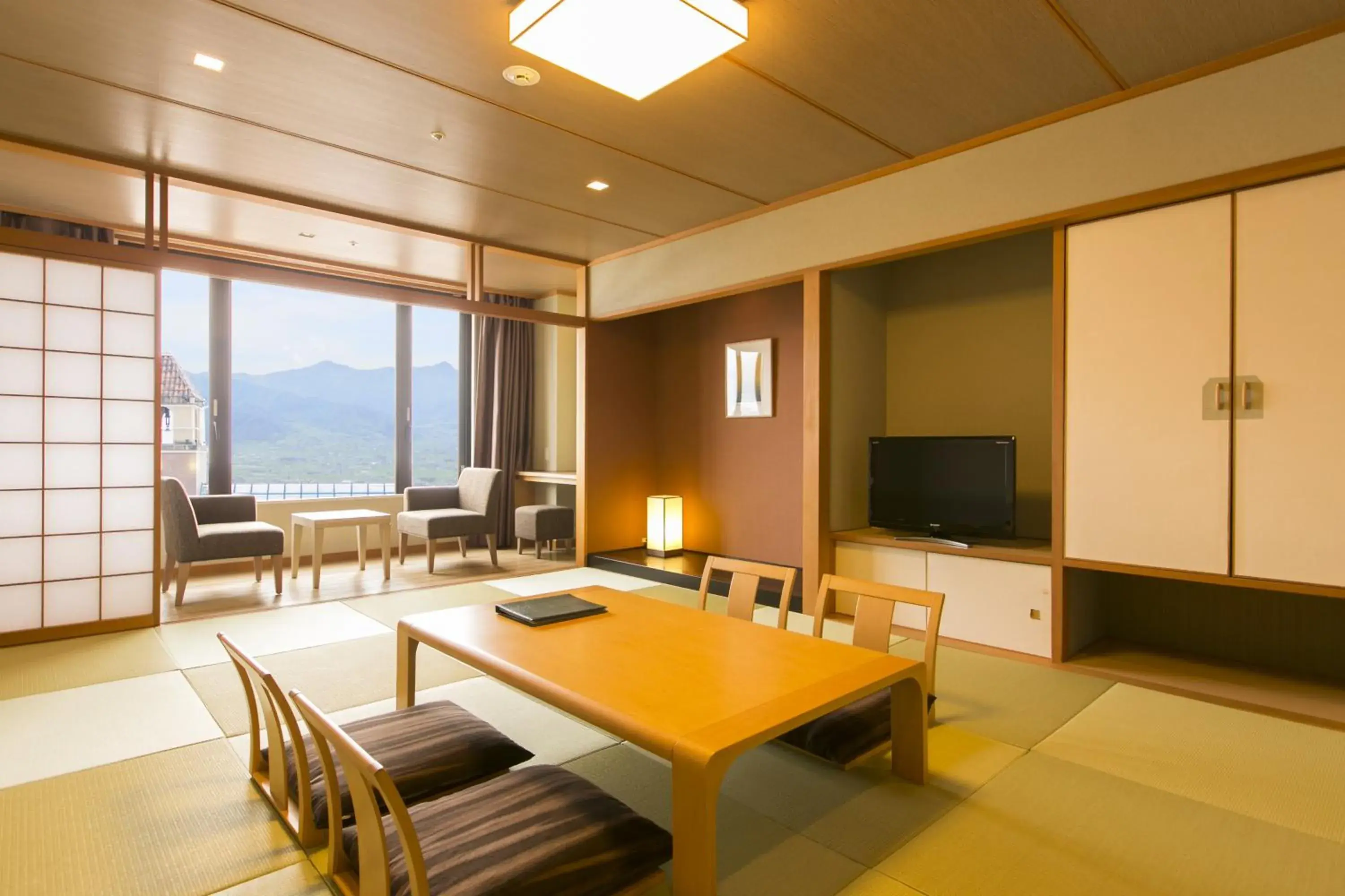 Japanese-Style Deluxe Room in Fruit Park Fujiya Hotel Japanese-Style Deluxe Room in Fruit Park Fujiya Hotel