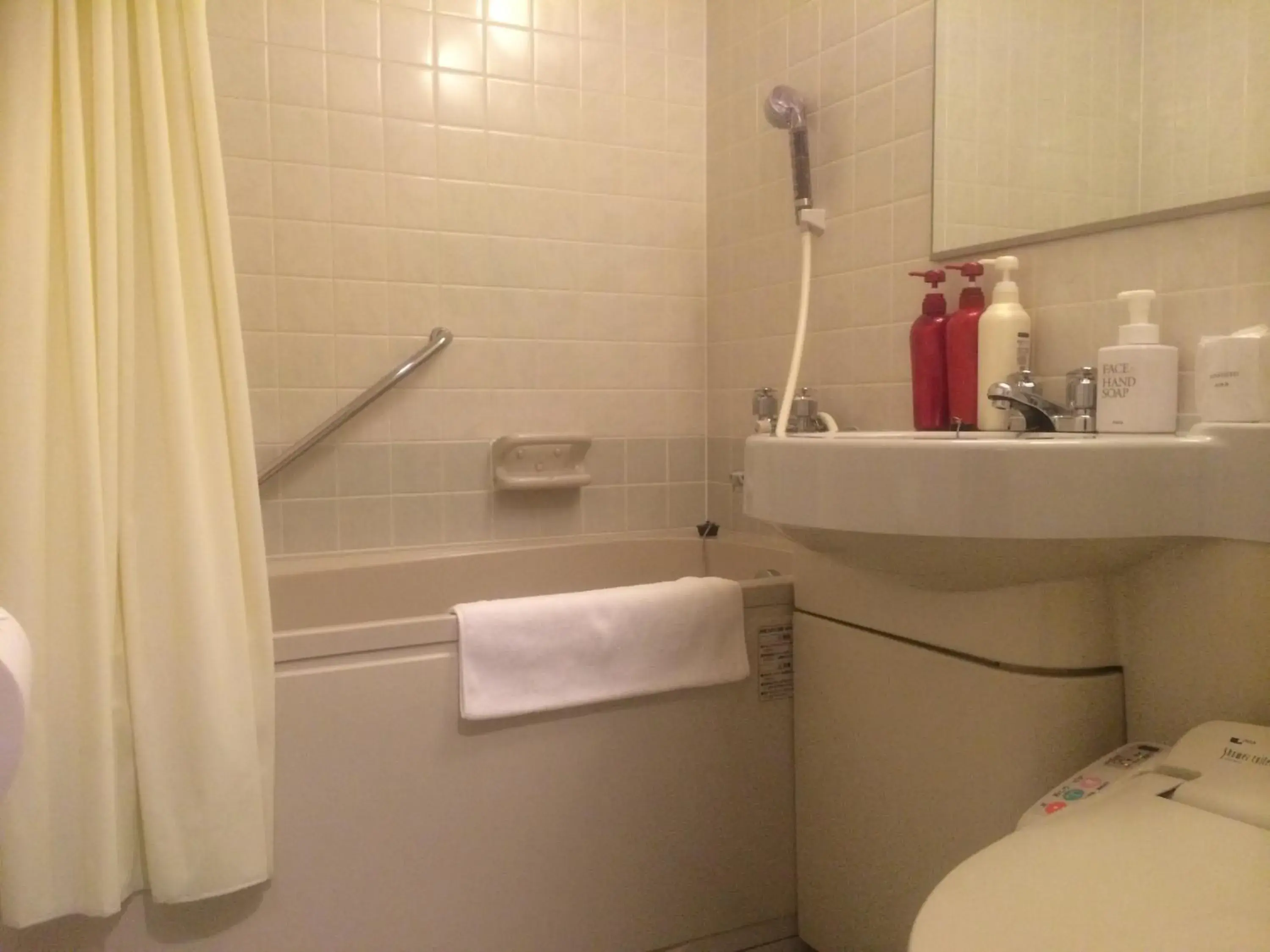 Superior Twin Room - single occupancy - Non-Smoking in Lagunasuite Nagoya Superior Twin Room - single occupancy - Non-Smoking in Lagunasuite Nagoya