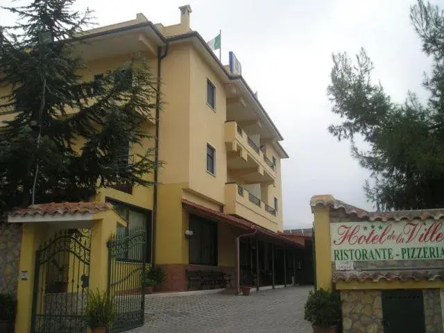 Hotel de la Ville Hotel de la Ville