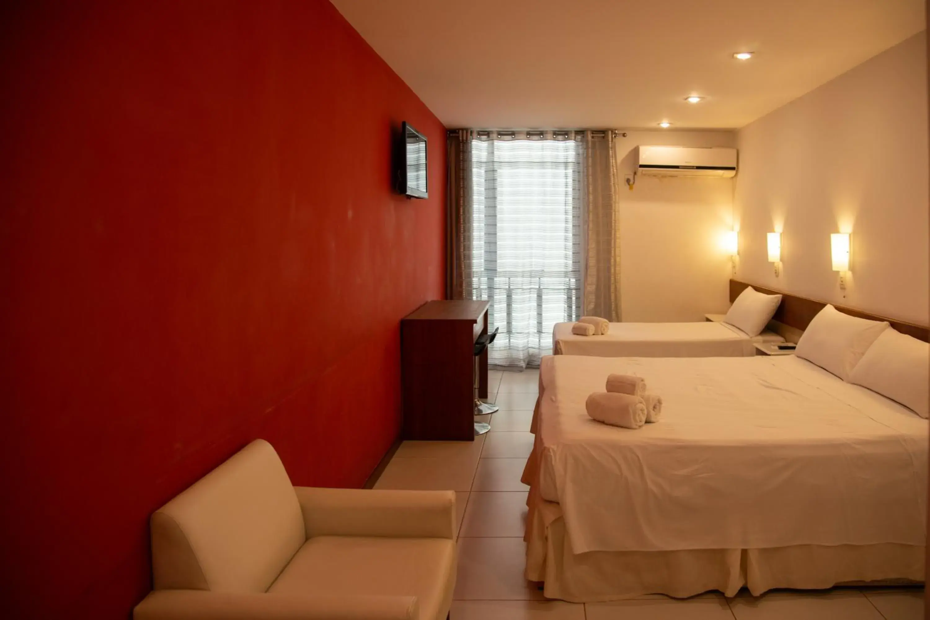 Standard Room Triple in Hotel Villa Reggia Standard Room Triple in Hotel Villa Reggia