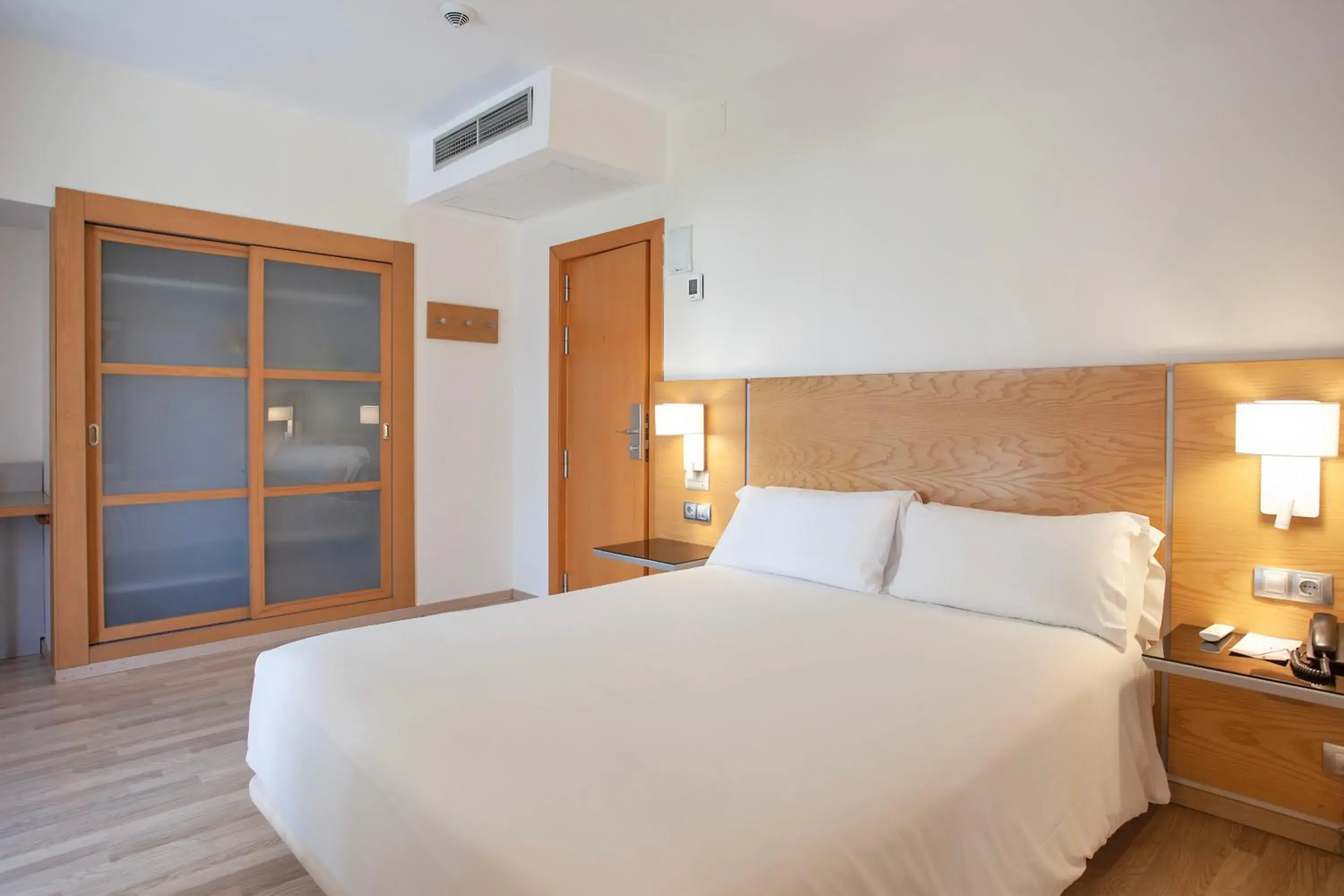 Double or Twin Room with City View - single occupancy in ARTIEM Capri Double or Twin Room with City View - single occupancy in ARTIEM Capri