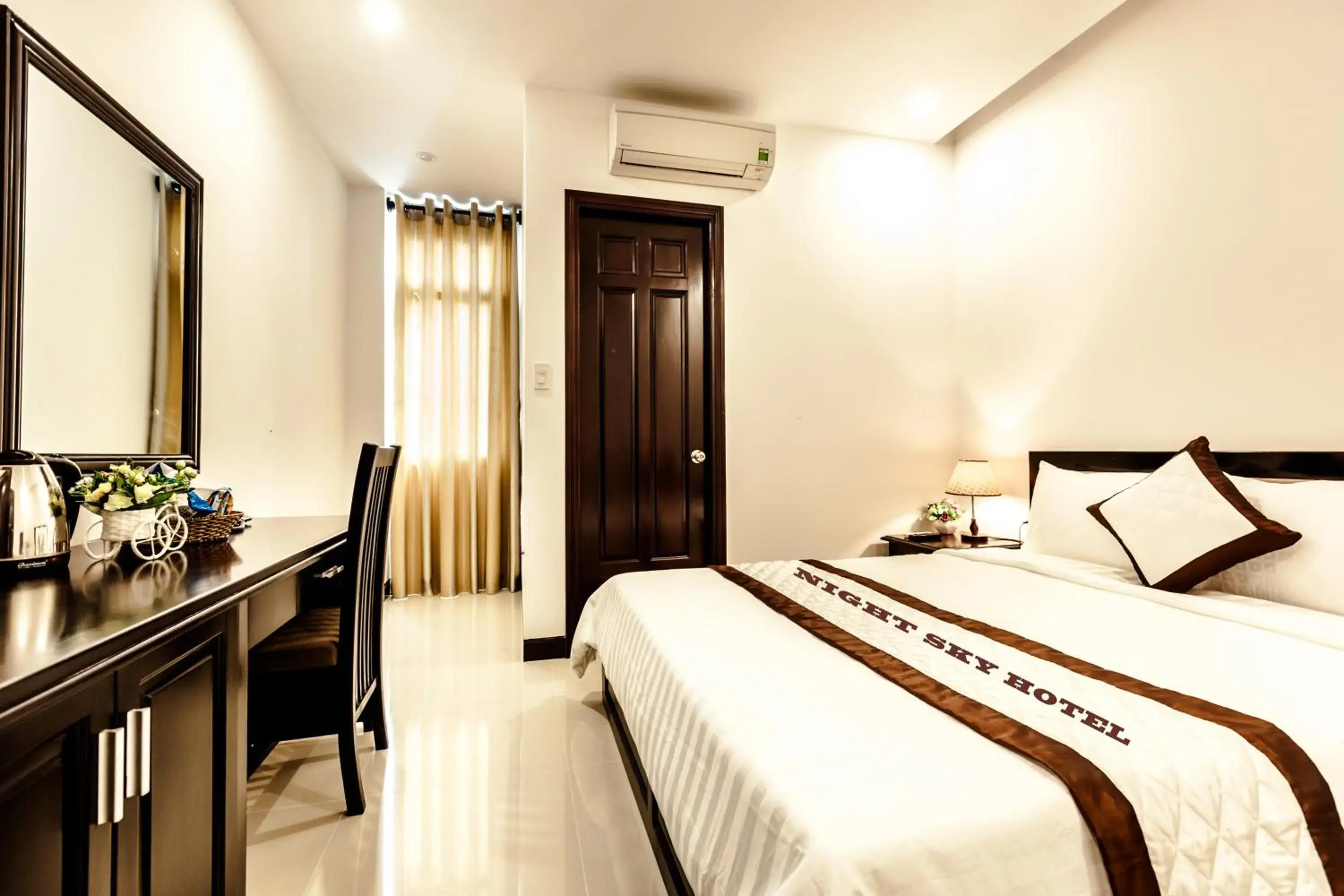 Superior Double Room in Night Sky Hotel Superior Double Room in Night Sky Hotel