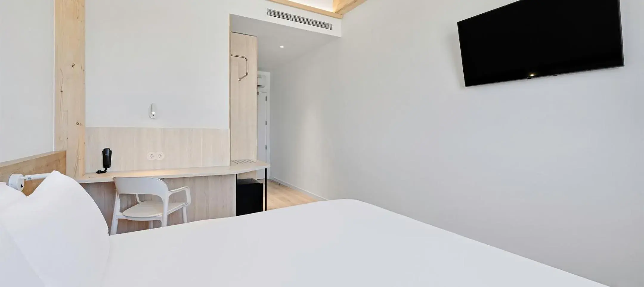 Double Room in B&B HOTEL Madrid Tres Cantos Double Room in B&B HOTEL Madrid Tres Cantos