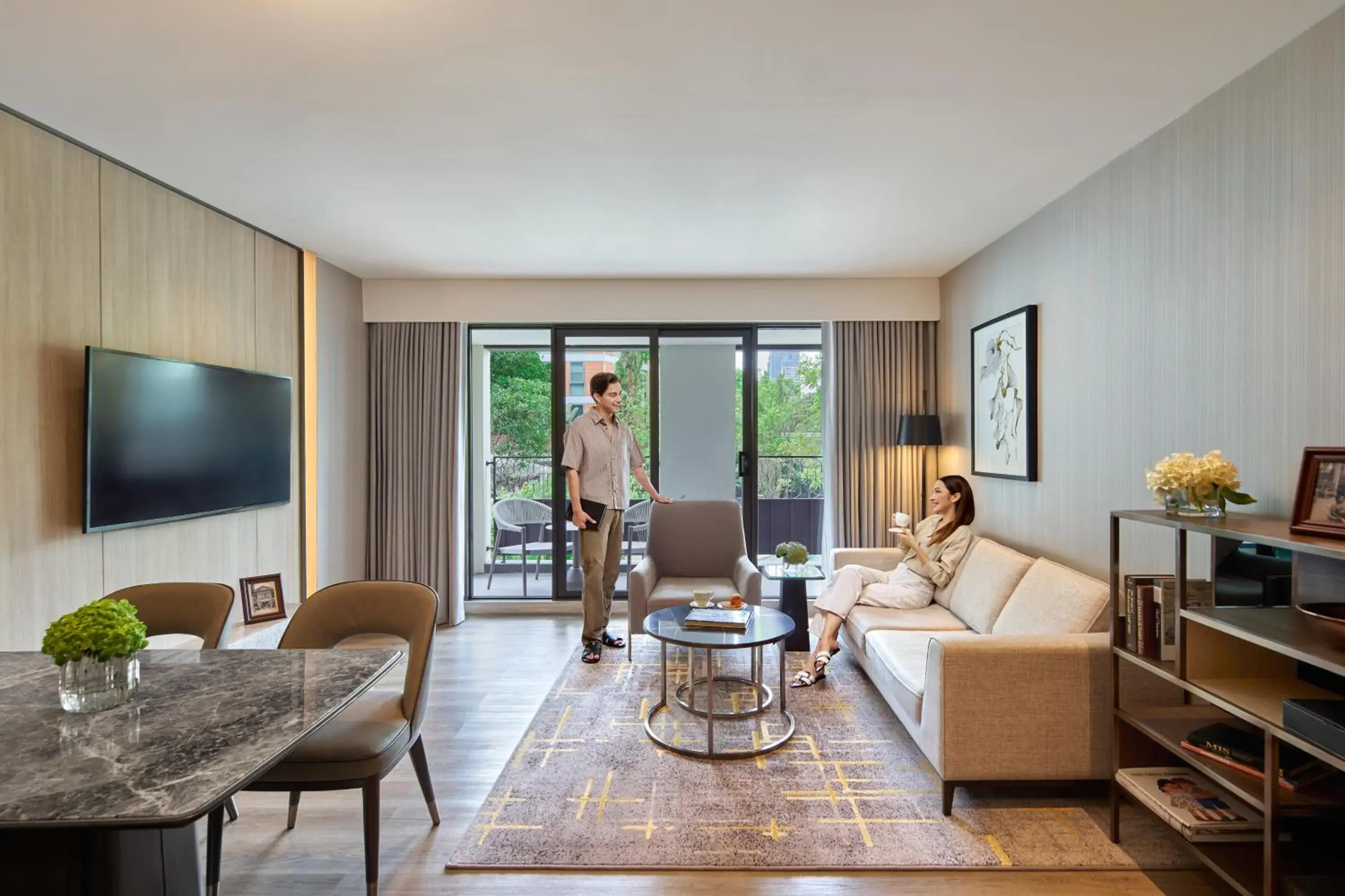 One-Bedroom Premier Corner King Suite with Balcony in Marriott Executive Apartments, Bangkok Townhall Sukhumvit One-Bedroom Premier Corner King Suite with Balcony in Marriott Executive Apartments, Bangkok Townhall Sukhumvit