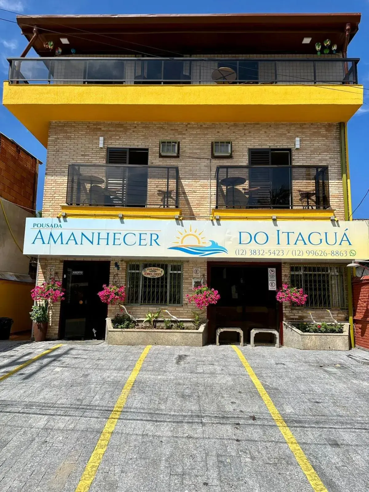 Pousada Amanhecer do Itaguá Pousada Amanhecer do Itaguá