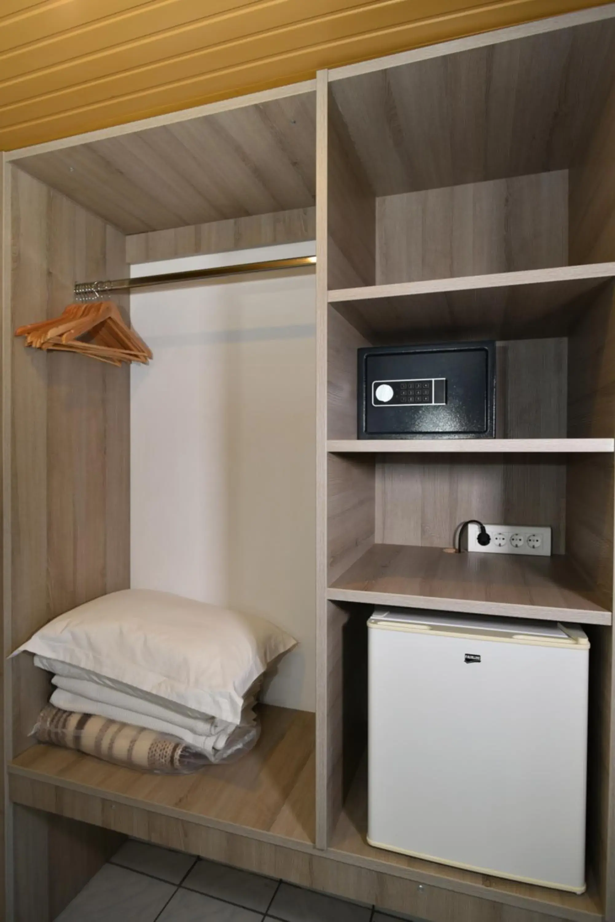 Standard Twin Room with Sea View in Andromeda Hotel Standard Twin Room with Sea View in Andromeda Hotel