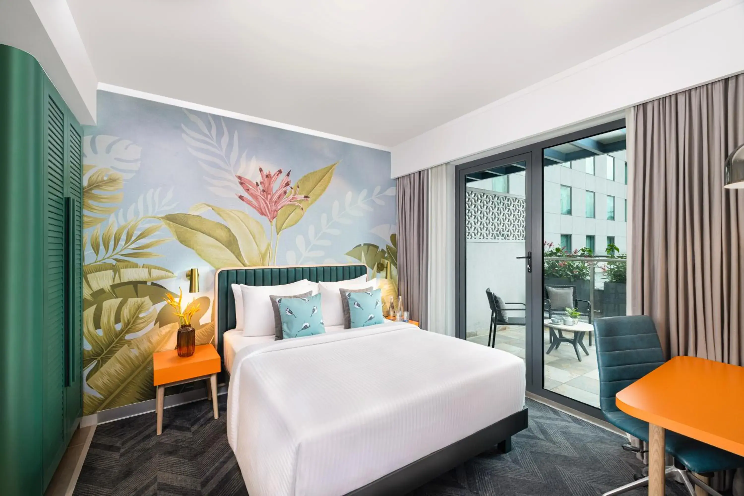 Deluxe Suite with One Double Bed and Balcony in ibis Styles Mysuru Deluxe Suite with One Double Bed and Balcony in ibis Styles Mysuru