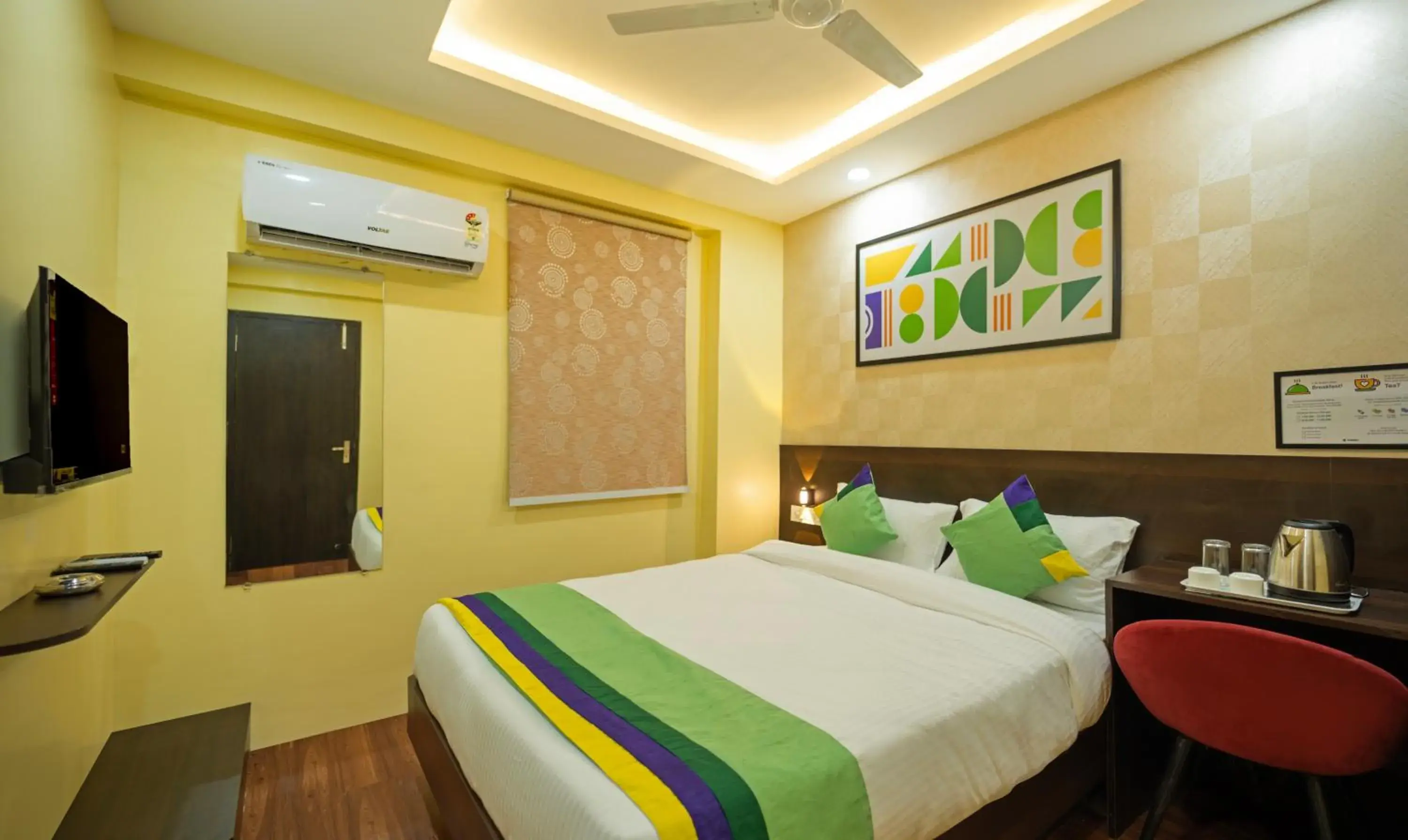 Economy Room - single occupancy in Treebo Taj Square, 10 Mins From Airport Economy Room - single occupancy in Treebo Taj Square, 10 Mins From Airport