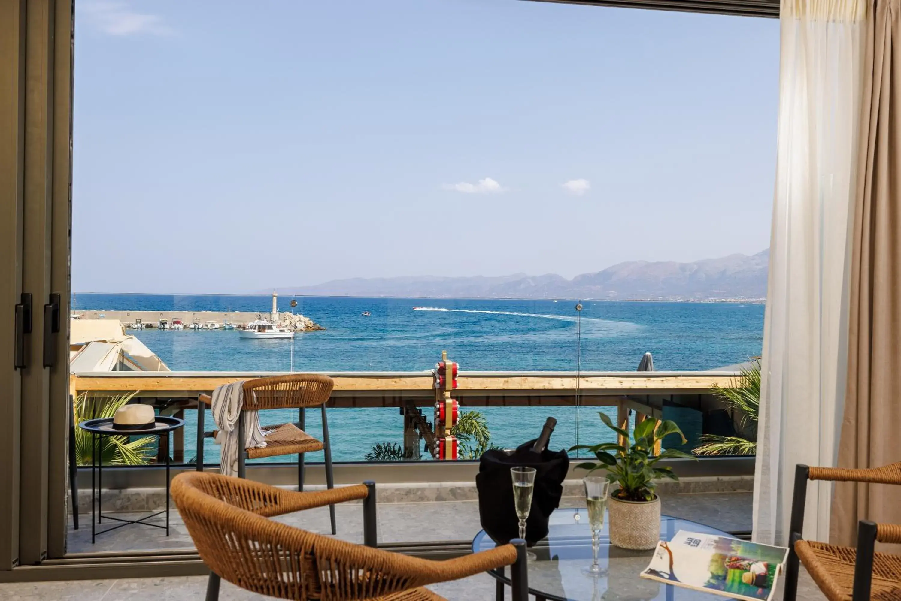 Soho SeaFront Suites Soho SeaFront Suites