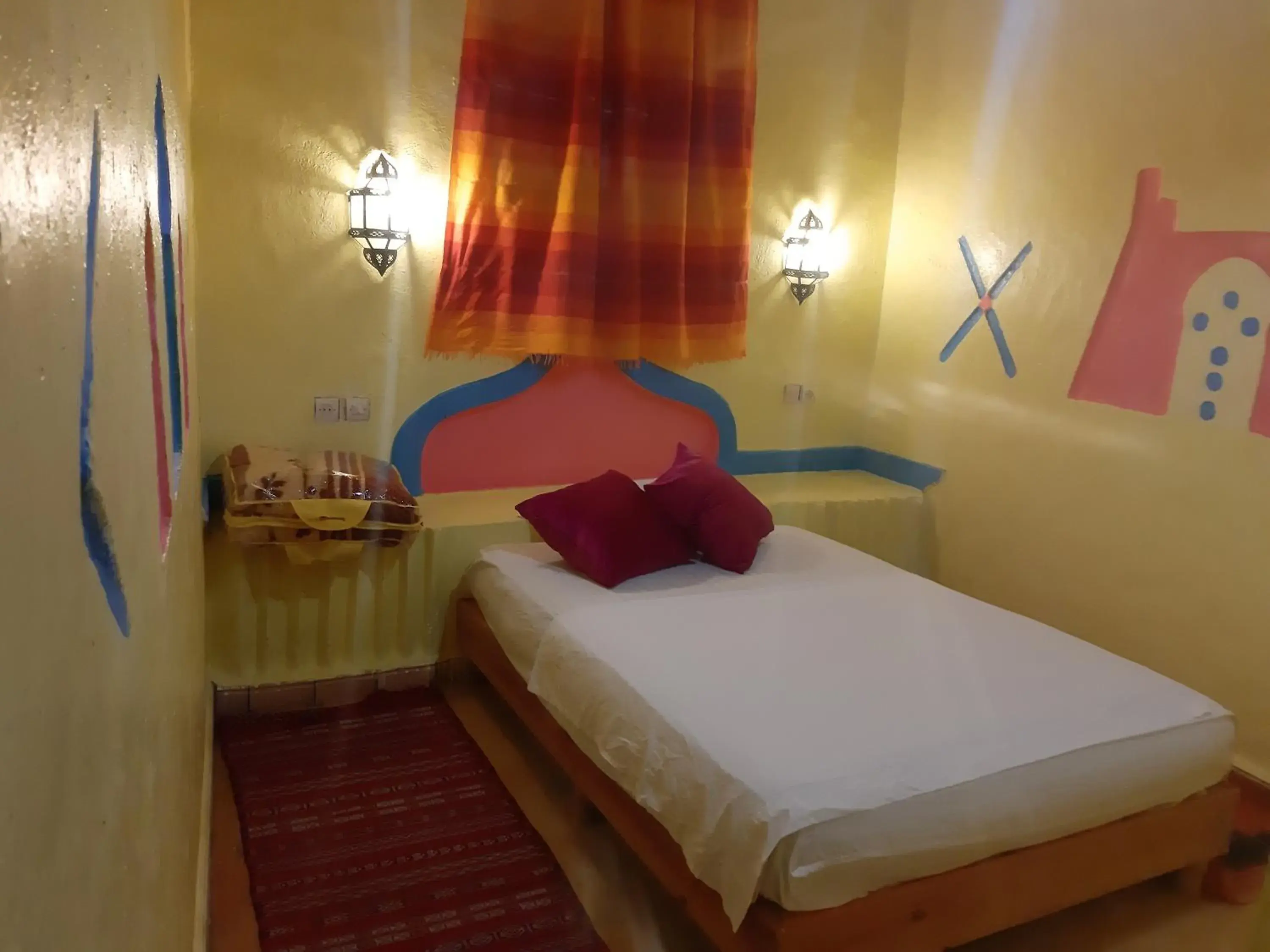 Triple Room in Chez Belkacem Triple Room in Chez Belkacem