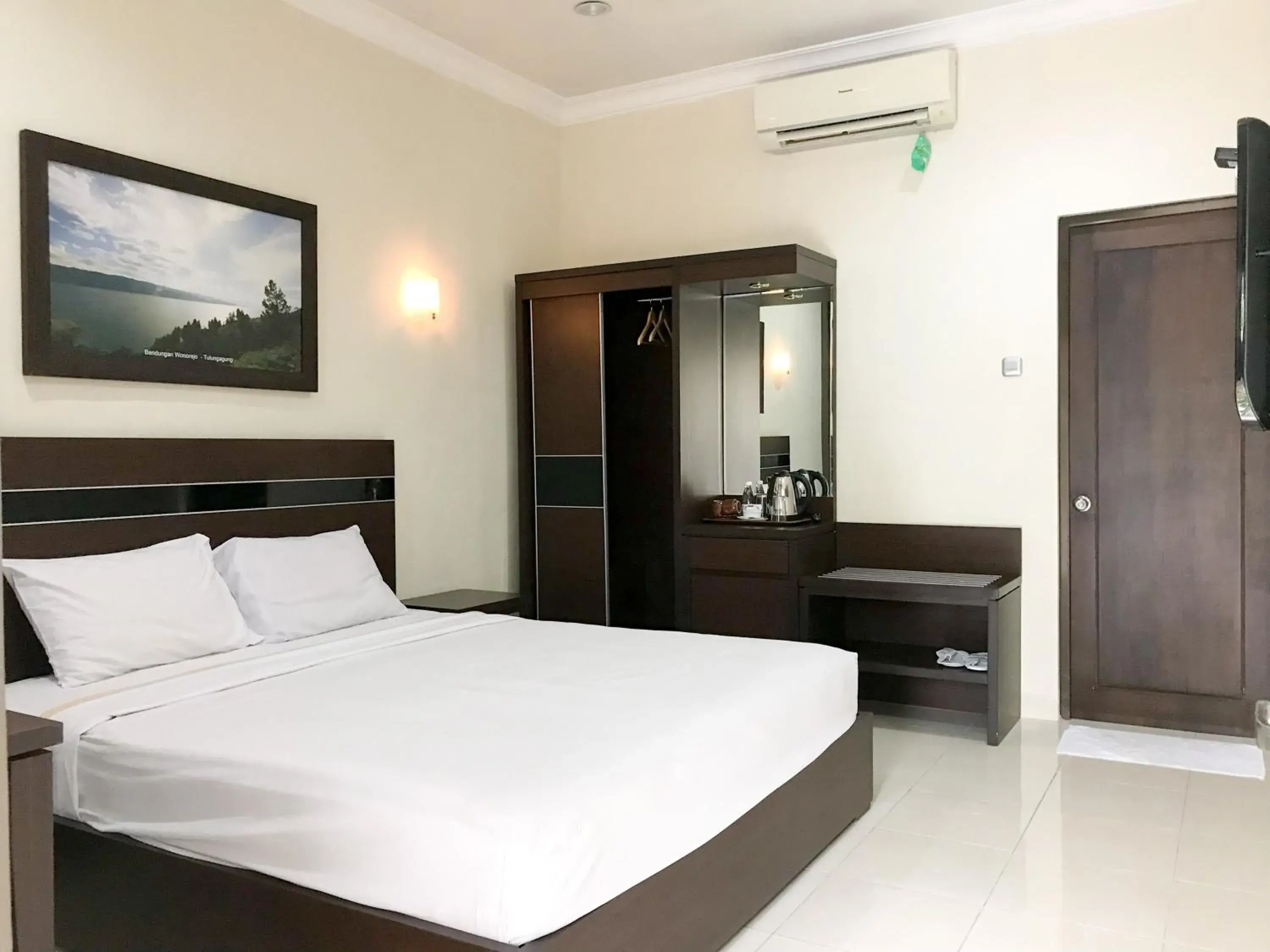 Selorejo Resort Mitra RedDoorz Selorejo Resort Mitra RedDoorz