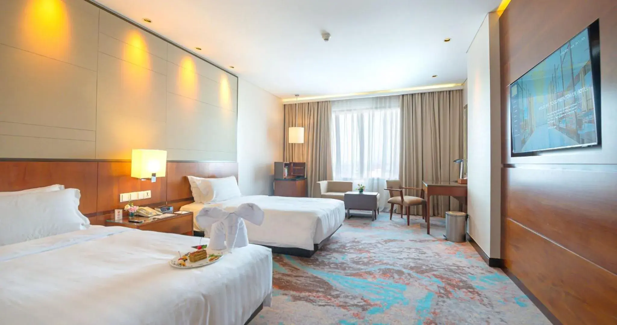 Grand Deluxe Twin Room in Gumaya Tower Hotel Grand Deluxe Twin Room in Gumaya Tower Hotel