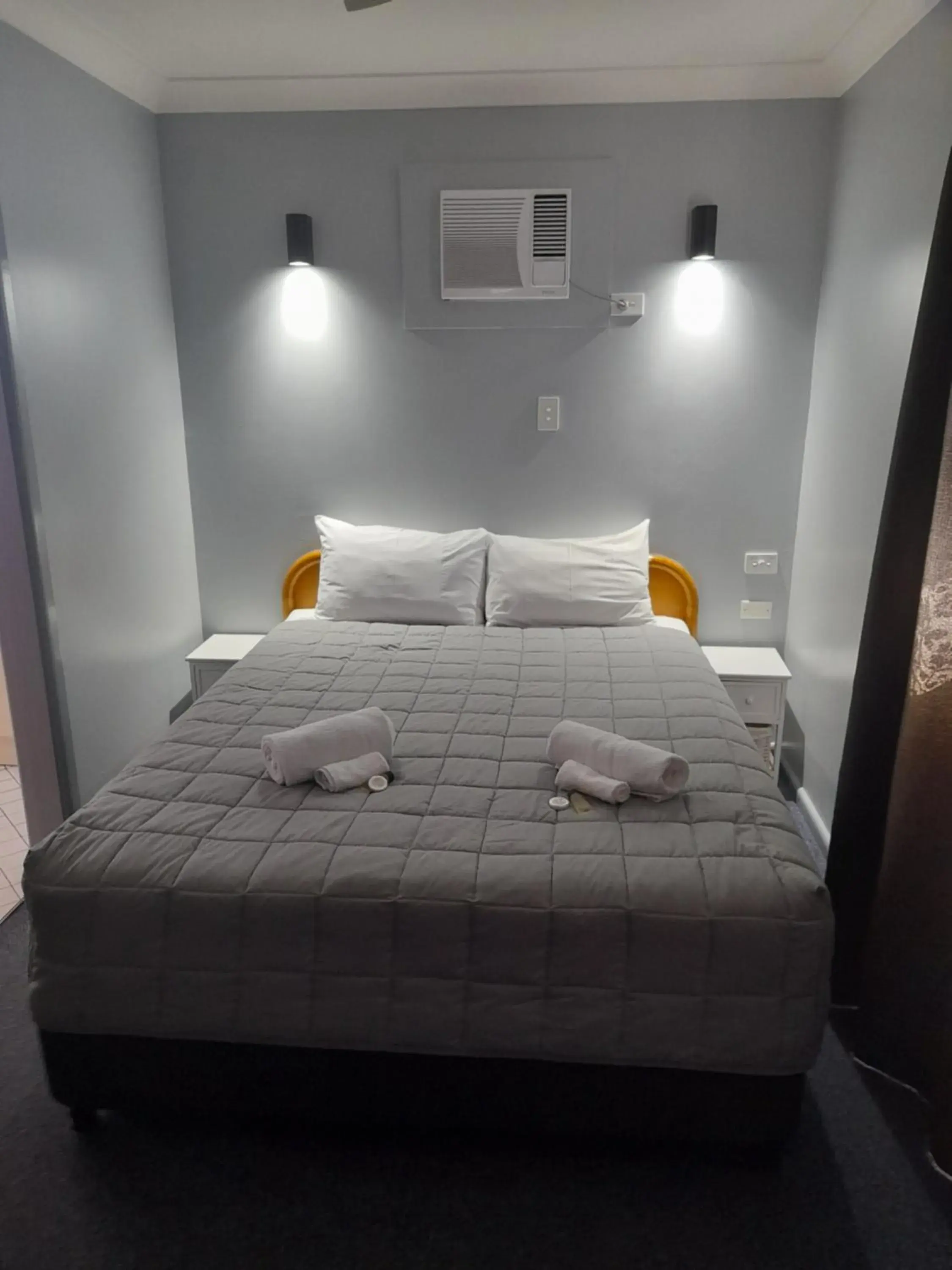 Classic Double Room in Civic Motel Grafton Classic Double Room in Civic Motel Grafton