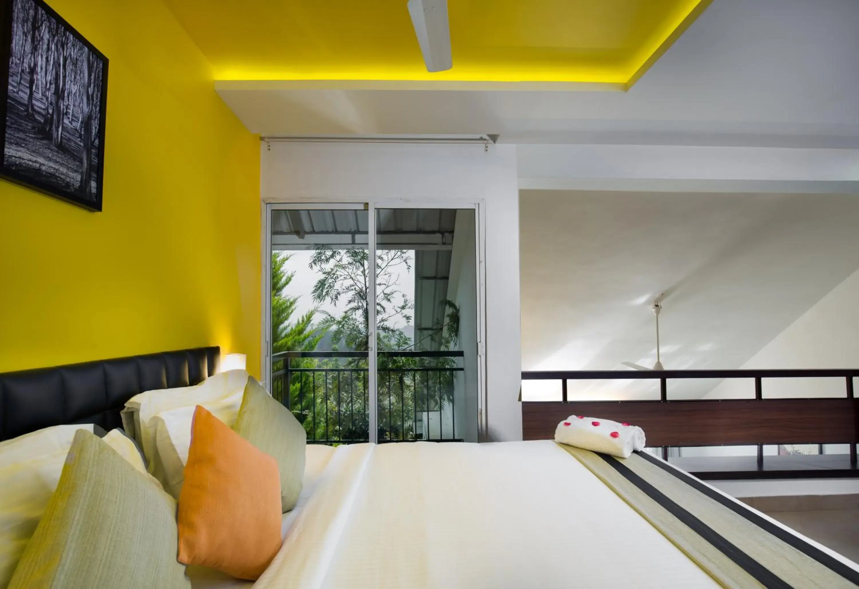 Non Ac Bedroom Valley Cottage in Munnar Tea Hills Resort - MTHR Non Ac Bedroom Valley Cottage in Munnar Tea Hills Resort - MTHR