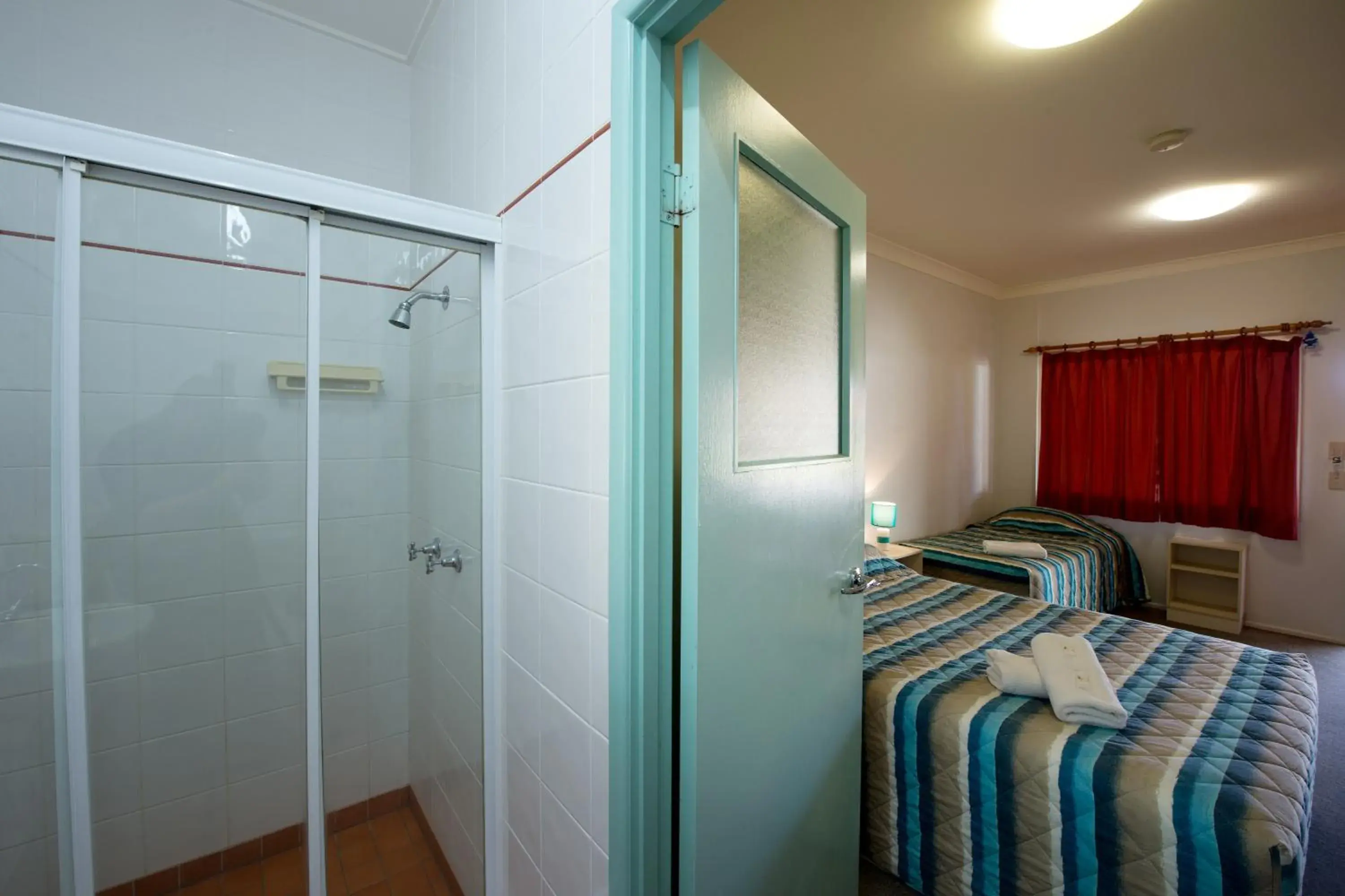 Standard Triple Room in Lamington Hotel Motel - Detached Motel Standard Triple Room in Lamington Hotel Motel - Detached Motel