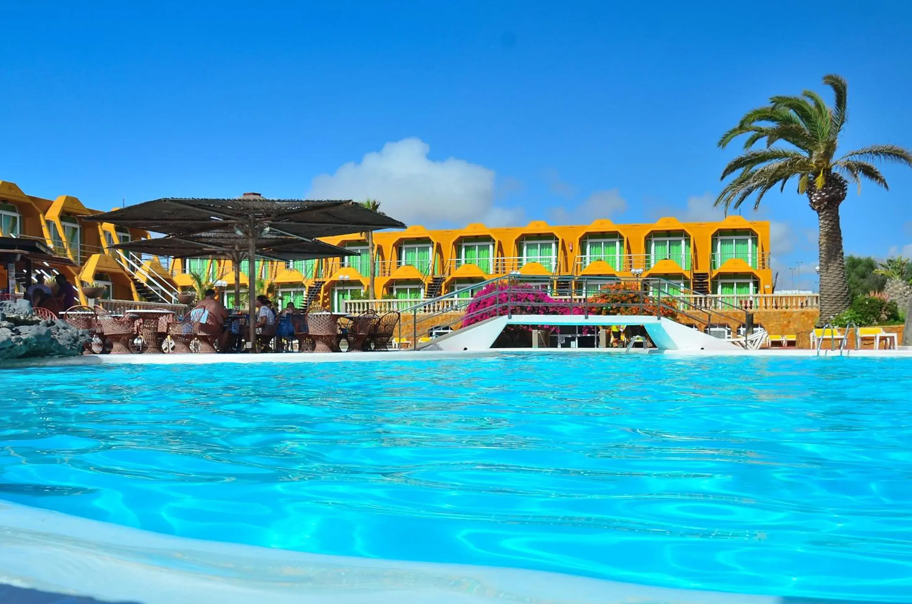 Aparthotel la Piramide Aparthotel la Piramide