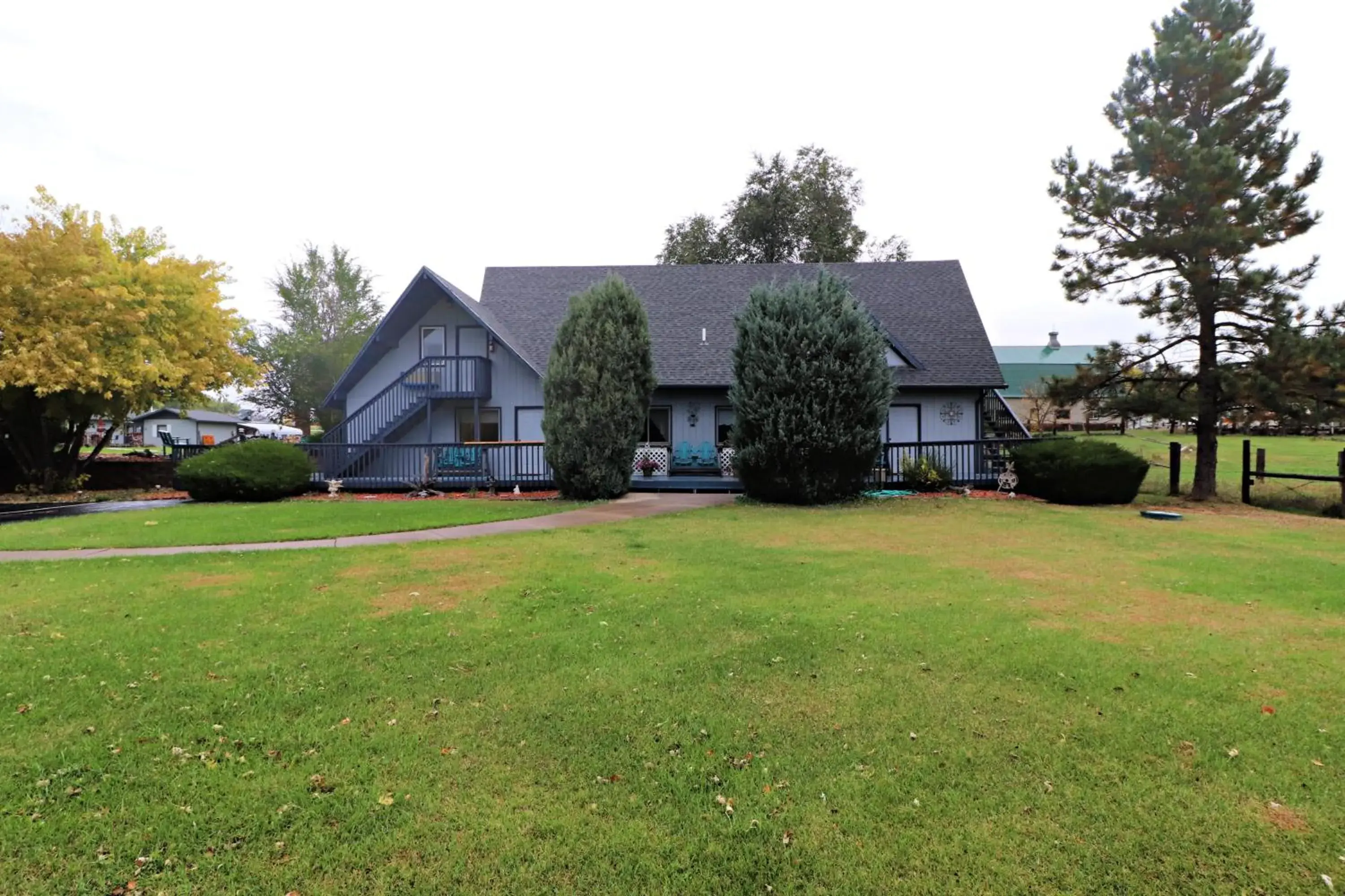 Sweetgrass Inn Bed & Breakfast Sweetgrass Inn Bed & Breakfast