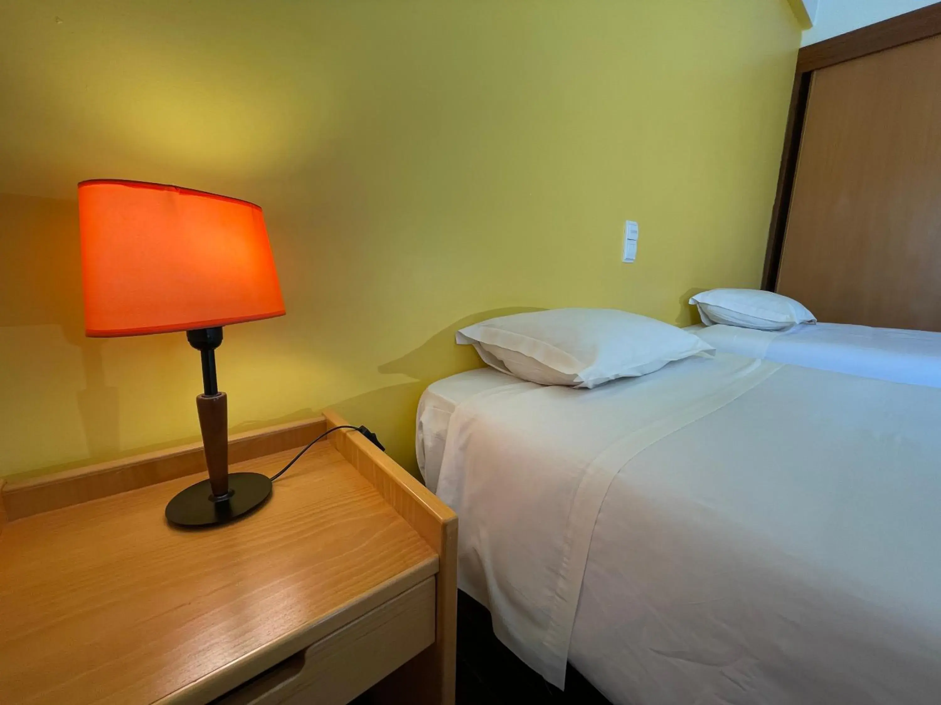 Twin Room in HI Bragança – Pousada de Juventude Twin Room in HI Bragança – Pousada de Juventude