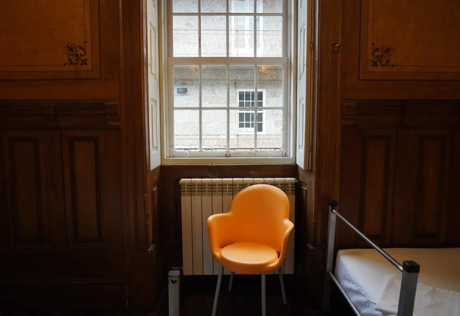 6-Bed Male Dormitory Room - single occupancy in HI Guimaraes - Pousada de Juventude 6-Bed Male Dormitory Room - single occupancy in HI Guimaraes - Pousada de Juventude