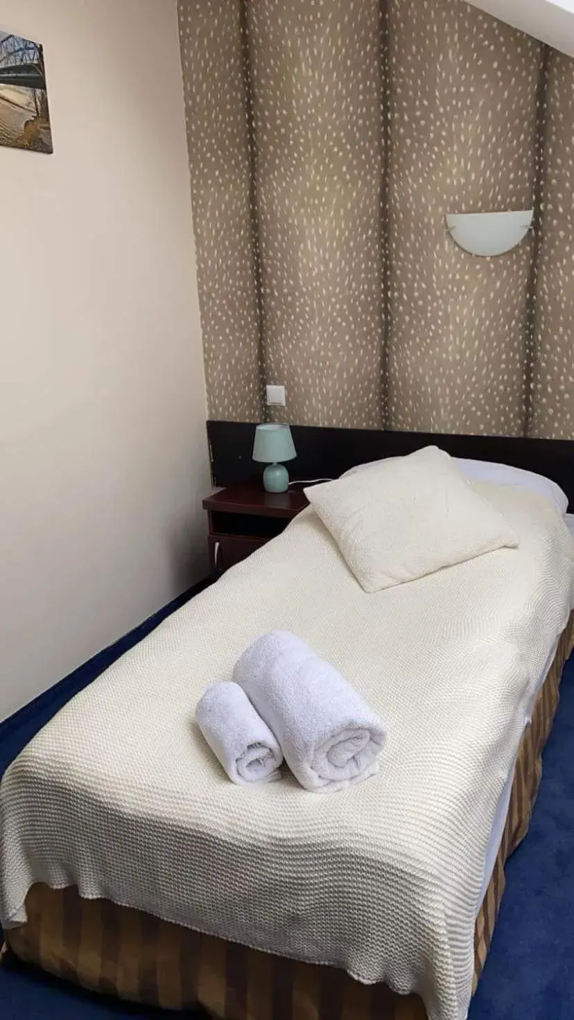 Single Room - single occupancy in Modlin Palace Single Room - single occupancy in Modlin Palace