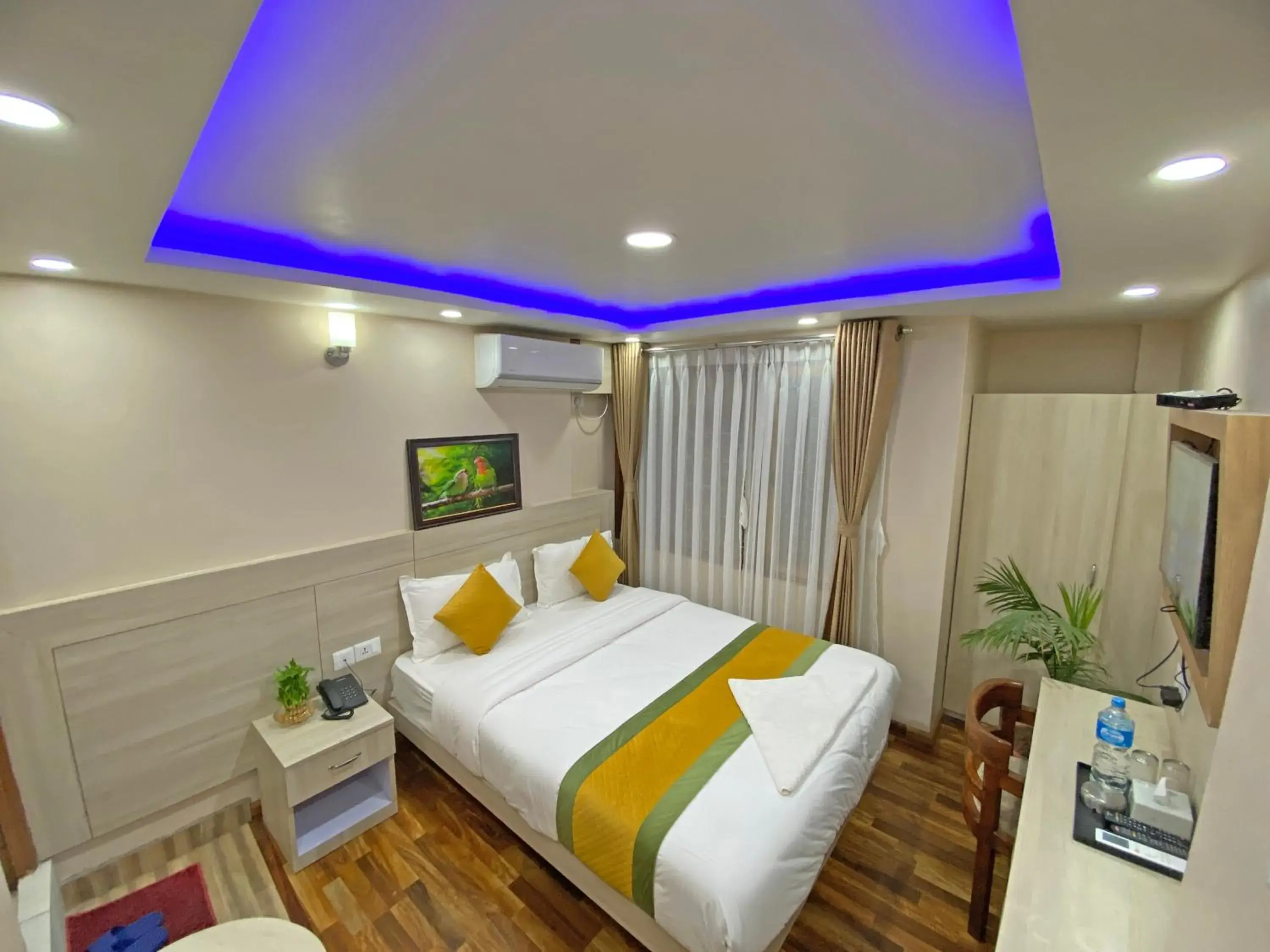 Deluxe Double Room in Hotel Aaradhya Deluxe Double Room in Hotel Aaradhya