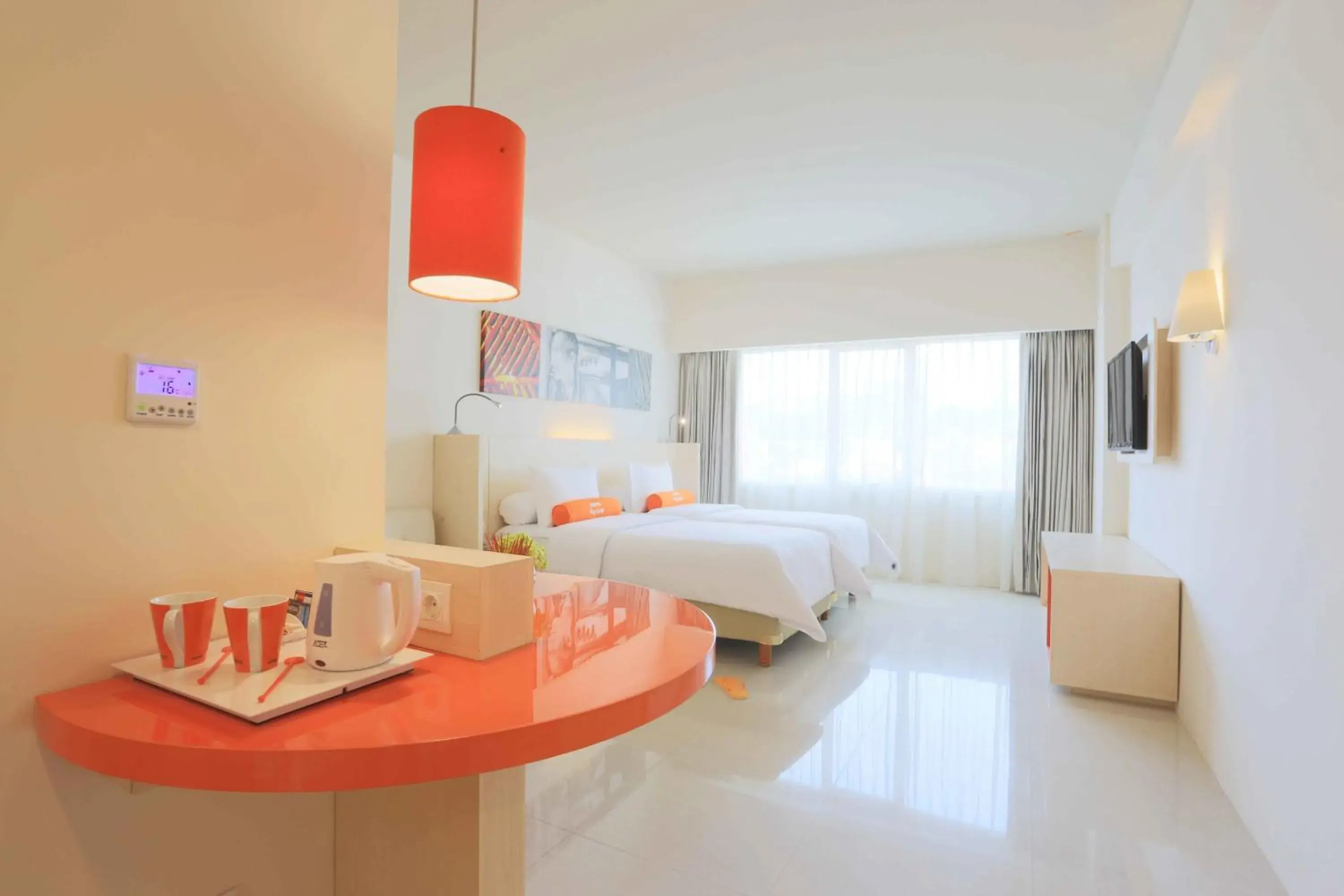 HARRIS Double or Twin Room in HARRIS Hotel & Conventions Ciumbuleuit Bandung HARRIS Double or Twin Room in HARRIS Hotel & Conventions Ciumbuleuit Bandung