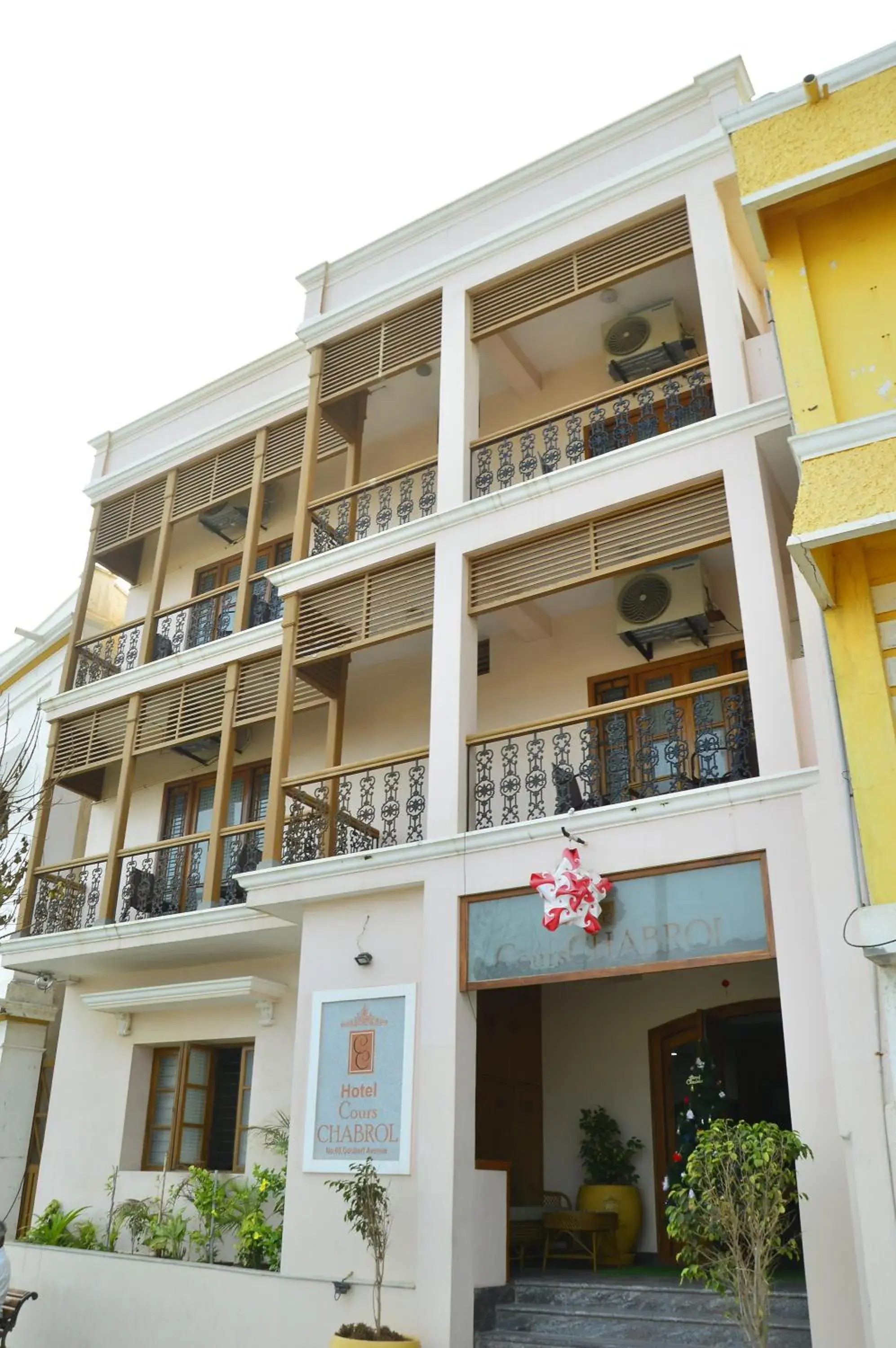 Cours CHABROL Cours CHABROL