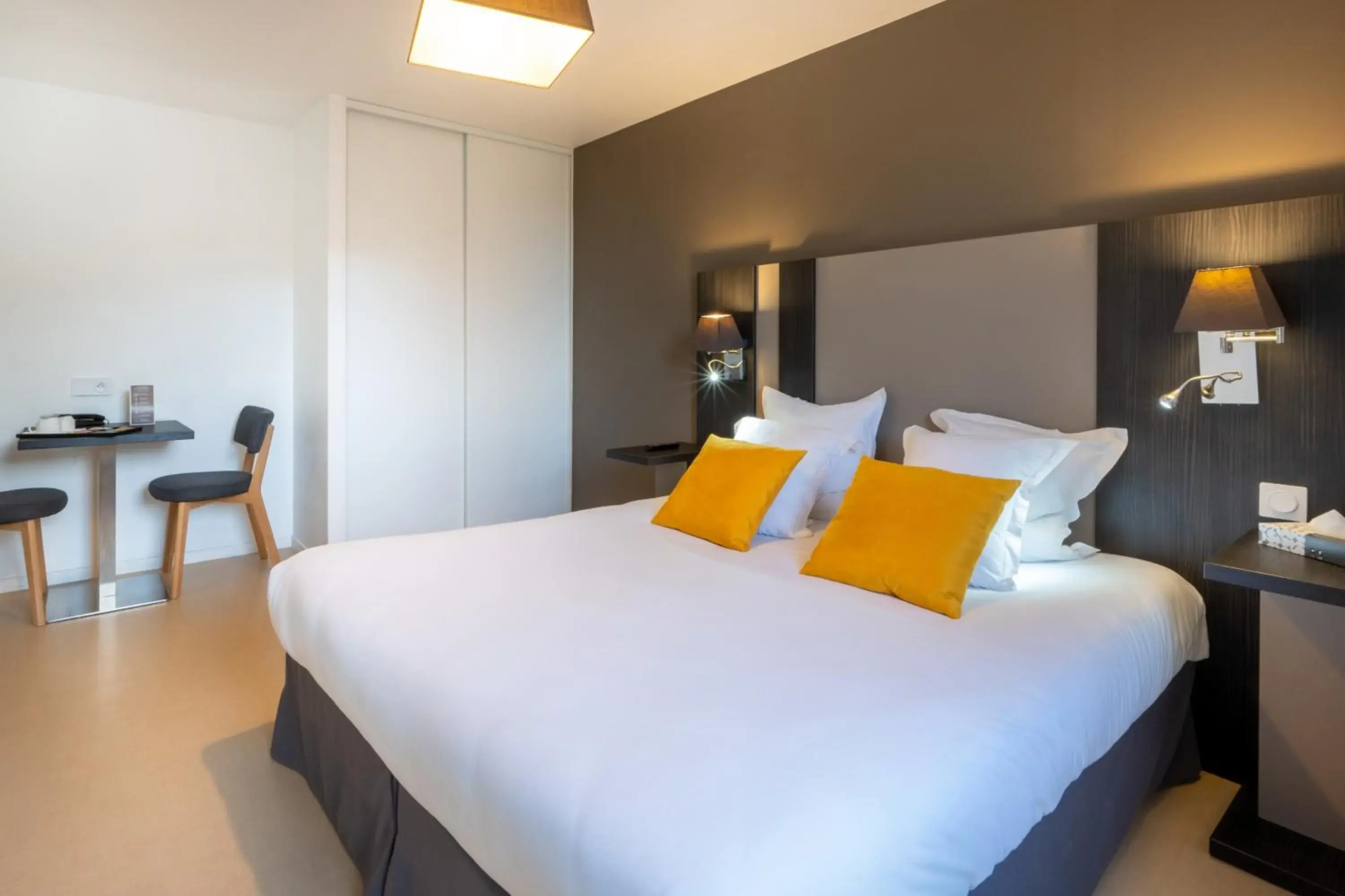 Standard Studio (2 Adults) in Appart Hotel Odalys City Rennes Lorgeril Standard Studio (2 Adults) in Appart Hotel Odalys City Rennes Lorgeril