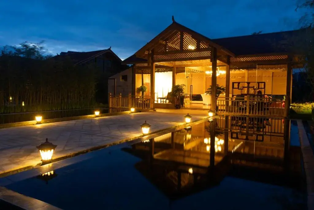 PARK INN KUNMING AIRPORT PARK INN KUNMING AIRPORT