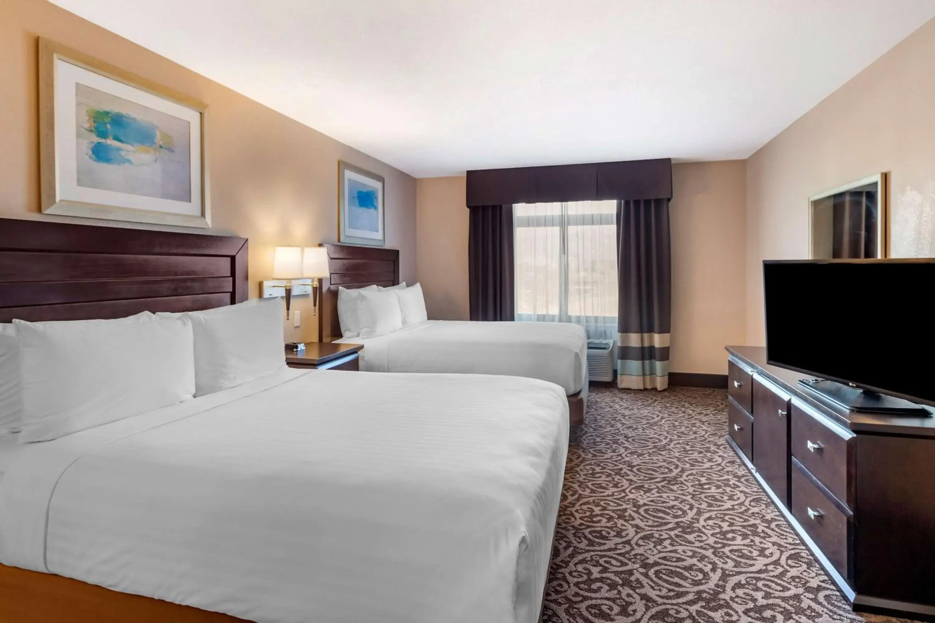 Queen Room with Two Queen Beds - Disability Access - Non Smoking in Best Western Plus Las Vegas South Henderson Queen Room with Two Queen Beds - Disability Access - Non Smoking in Best Western Plus Las Vegas South Henderson