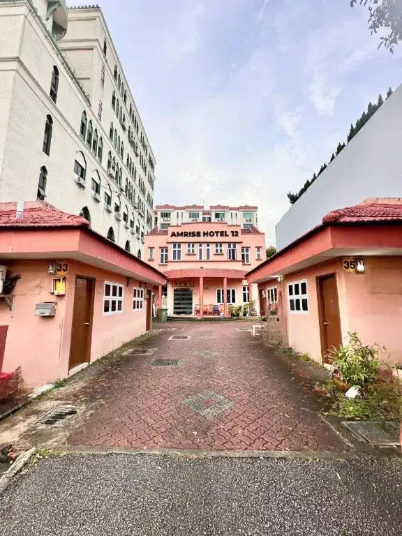 Amrise Hotel 12 Amrise Hotel 12