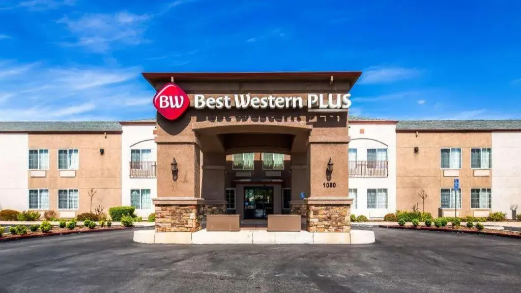 Best Western Plus Twin View Inn and Suites Best Western Plus Twin View Inn and Suites