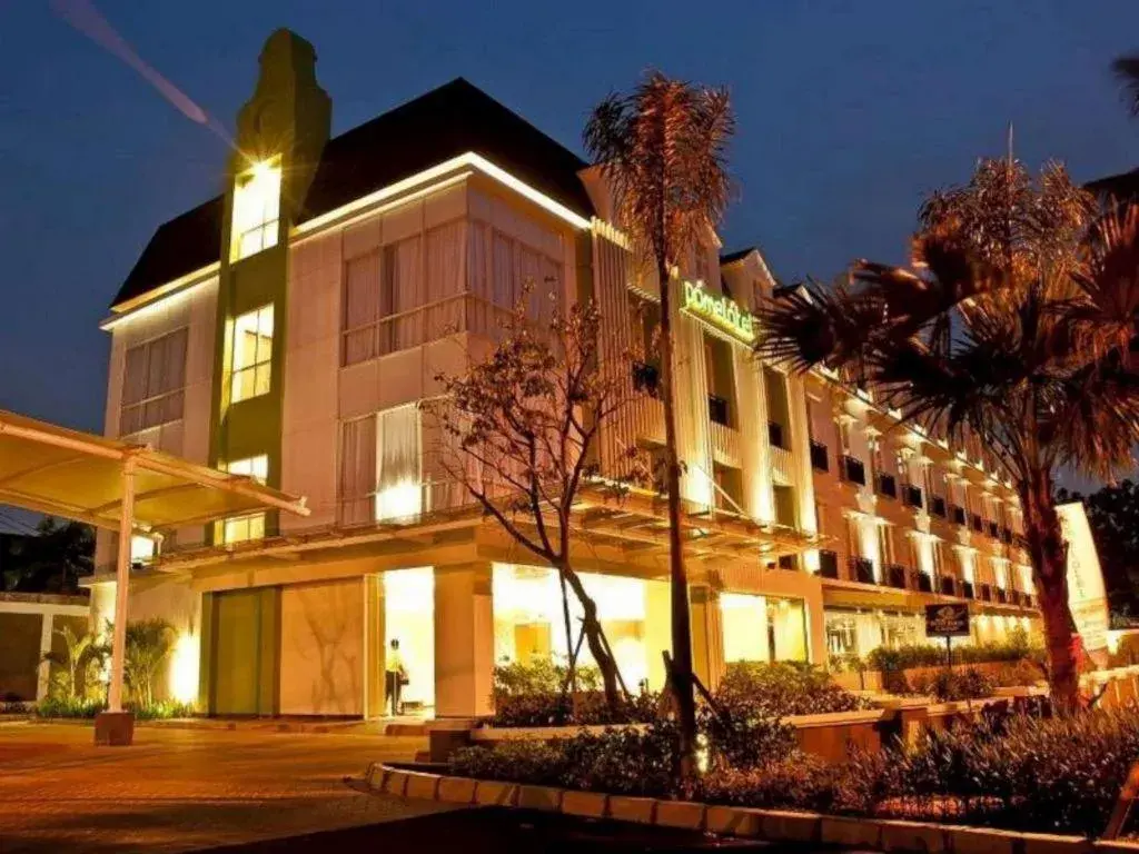 Pomelotel Patra Kuningan Jakarta Pomelotel Patra Kuningan Jakarta