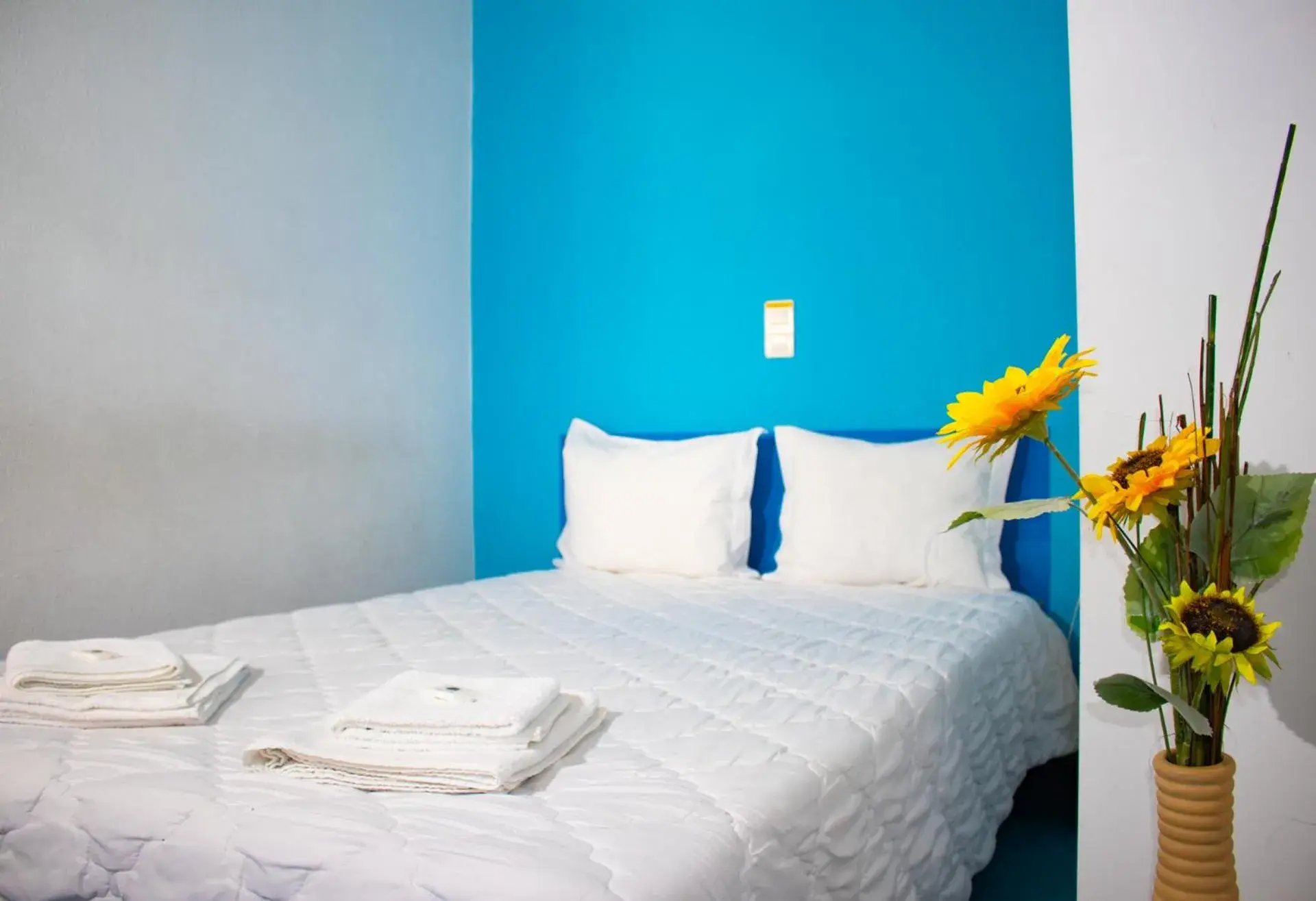 Standard Double Room in HI Lisboa - Pousada de Juventude Standard Double Room in HI Lisboa - Pousada de Juventude