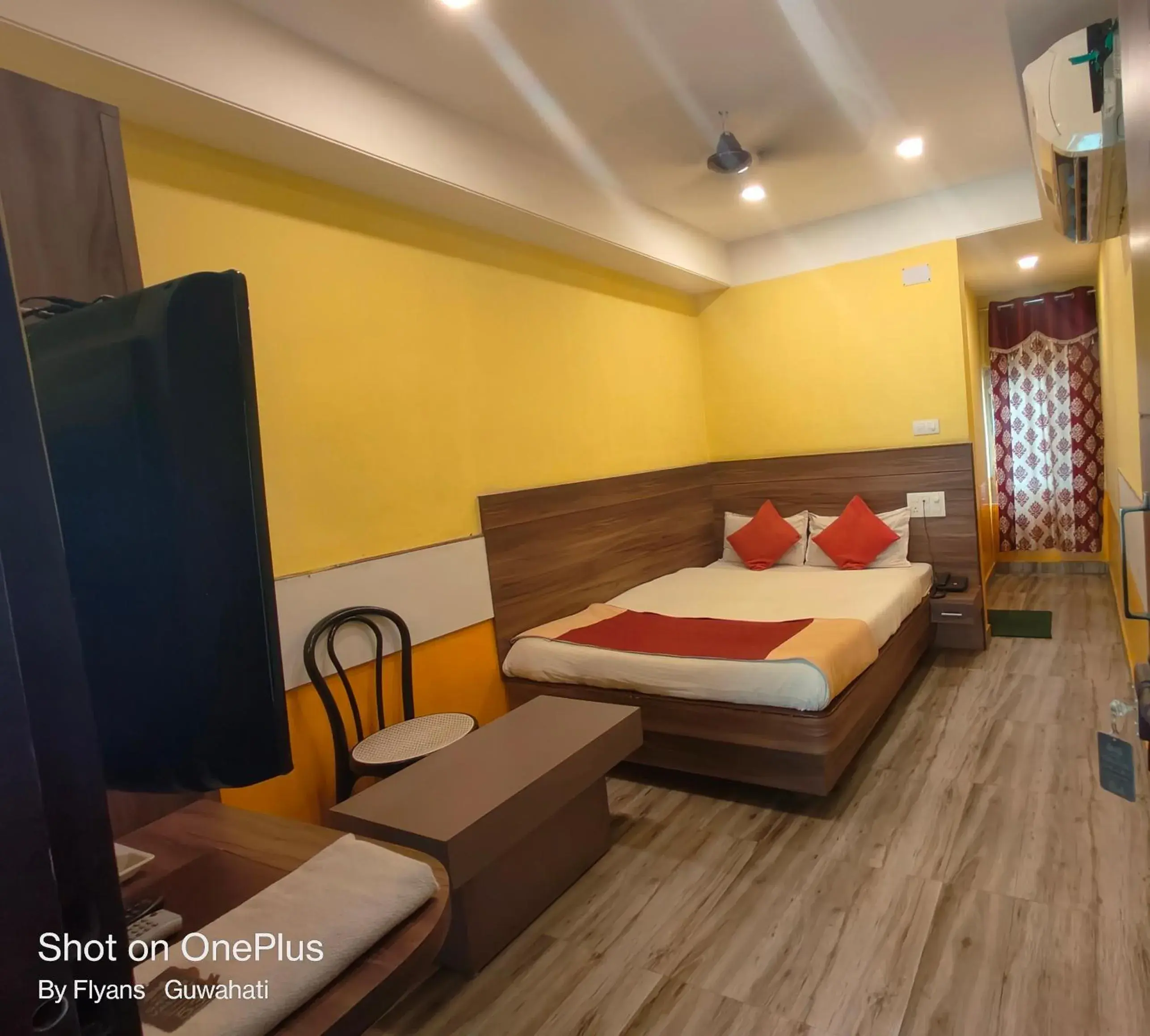 Deluxe Single Room - single occupancy in Hotel Green Valley Deluxe Single Room - single occupancy in Hotel Green Valley